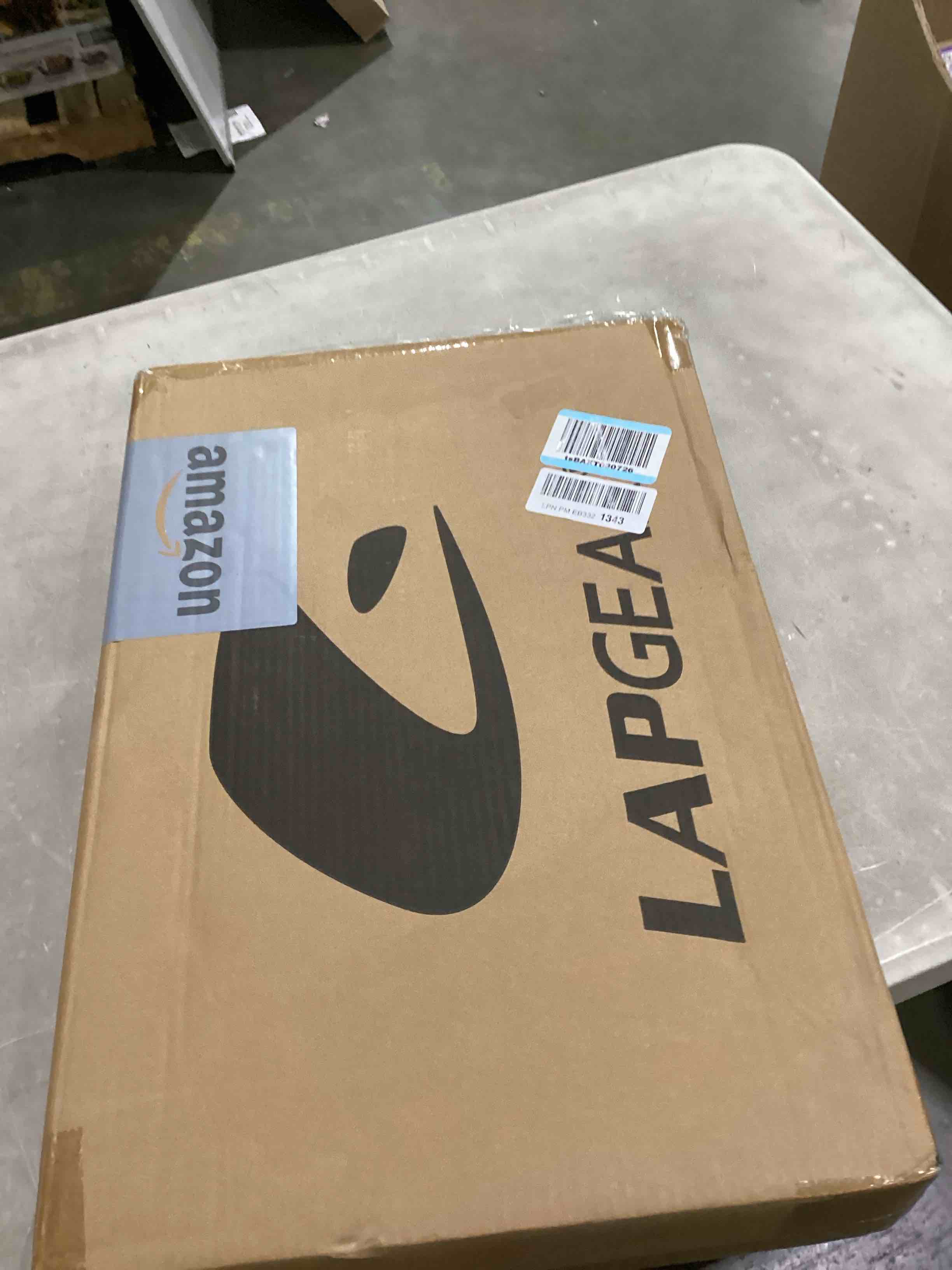 https://s3.amazonaws.com/lotting-images-prod/bidfta/PPE2898761_1750269052650.jpeg