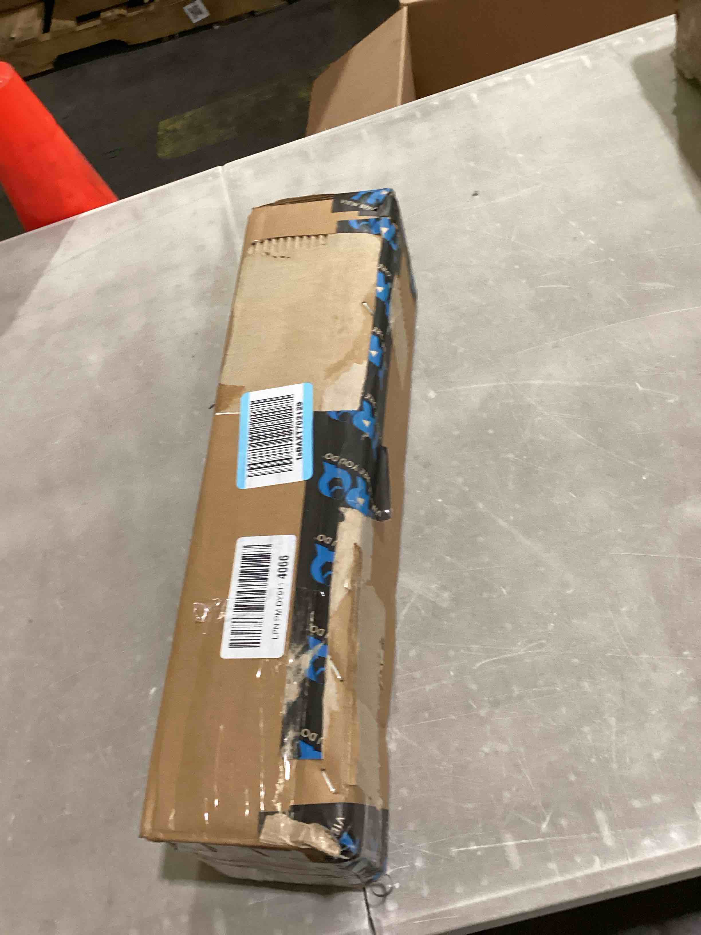 https://s3.amazonaws.com/lotting-images-prod/bidfta/PPE2898768_1750271597831.jpeg