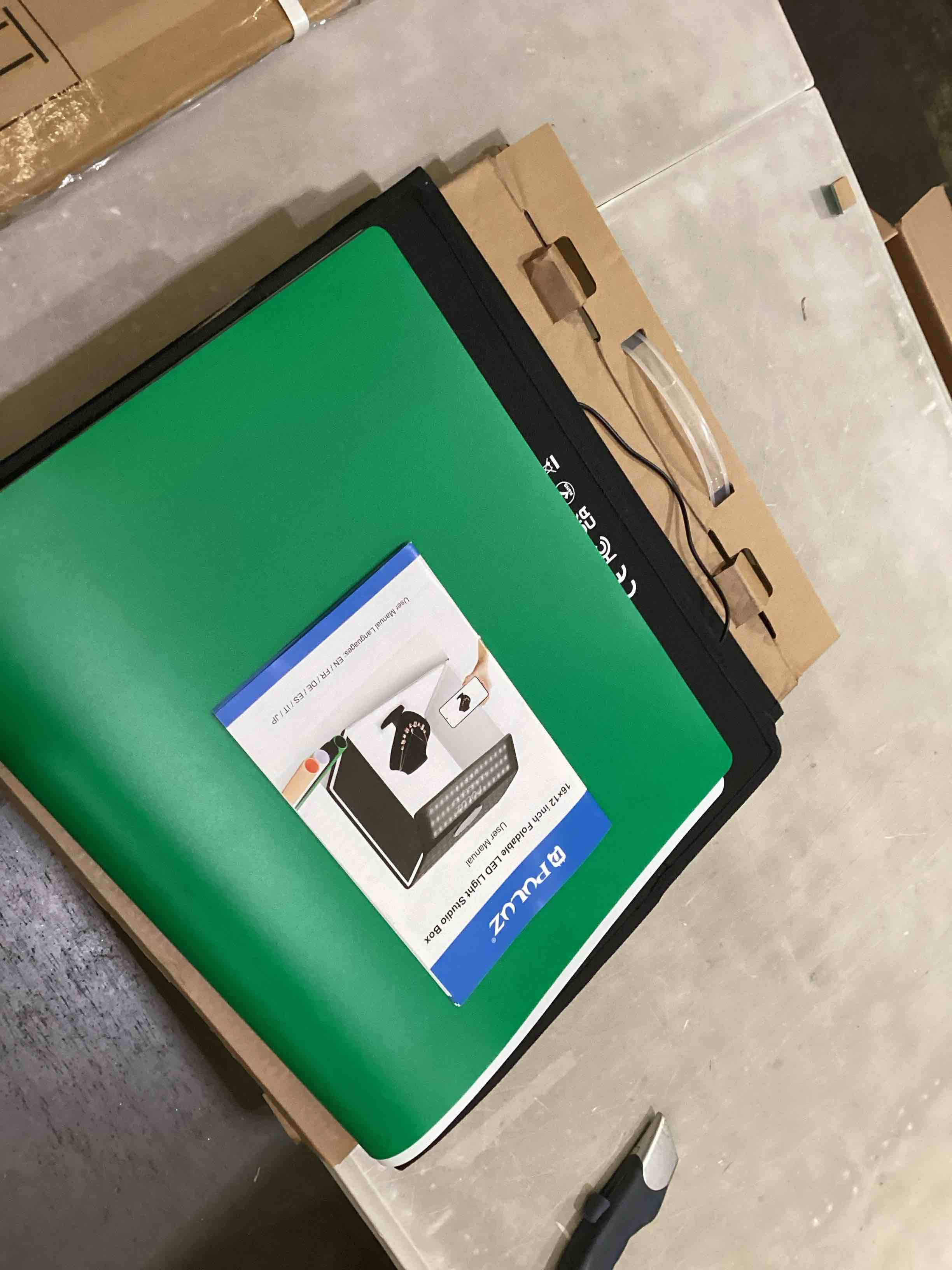 https://s3.amazonaws.com/lotting-images-prod/bidfta/PPE2898784_1750274903416.jpeg