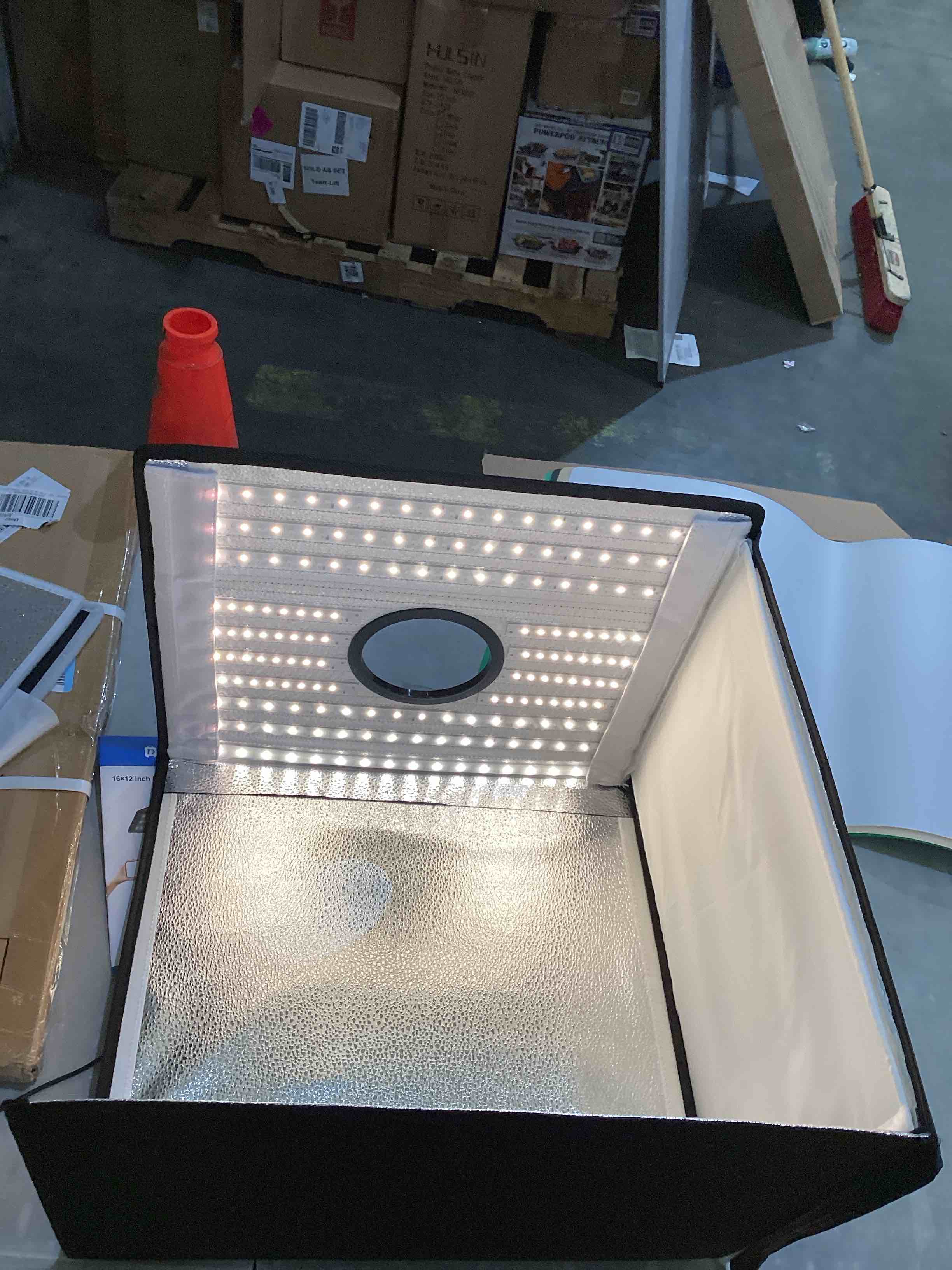 https://s3.amazonaws.com/lotting-images-prod/bidfta/PPE2898784_1750274998153.jpeg