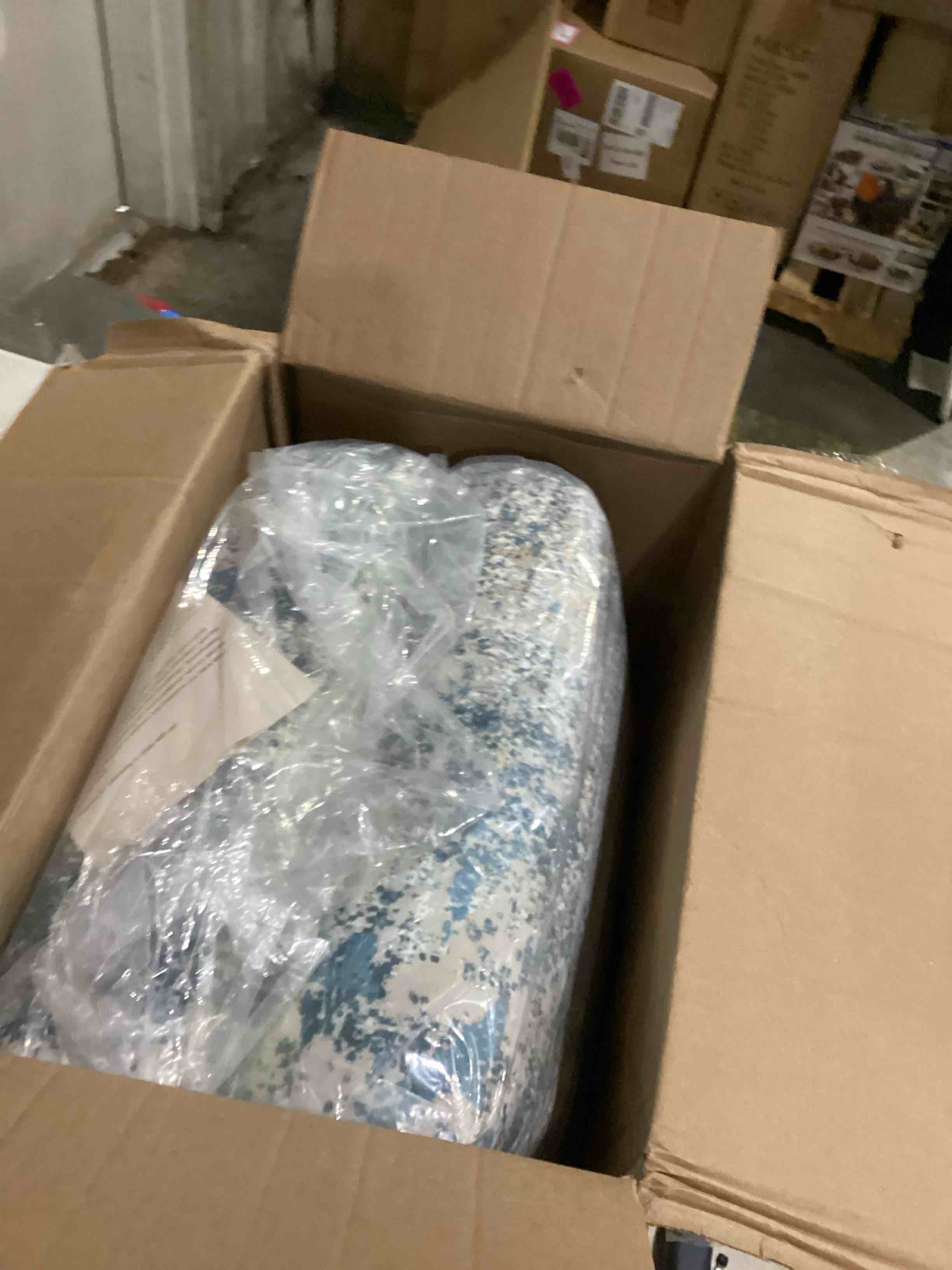 https://s3.amazonaws.com/lotting-images-prod/bidfta/PPE2898805_1750343046309.jpeg