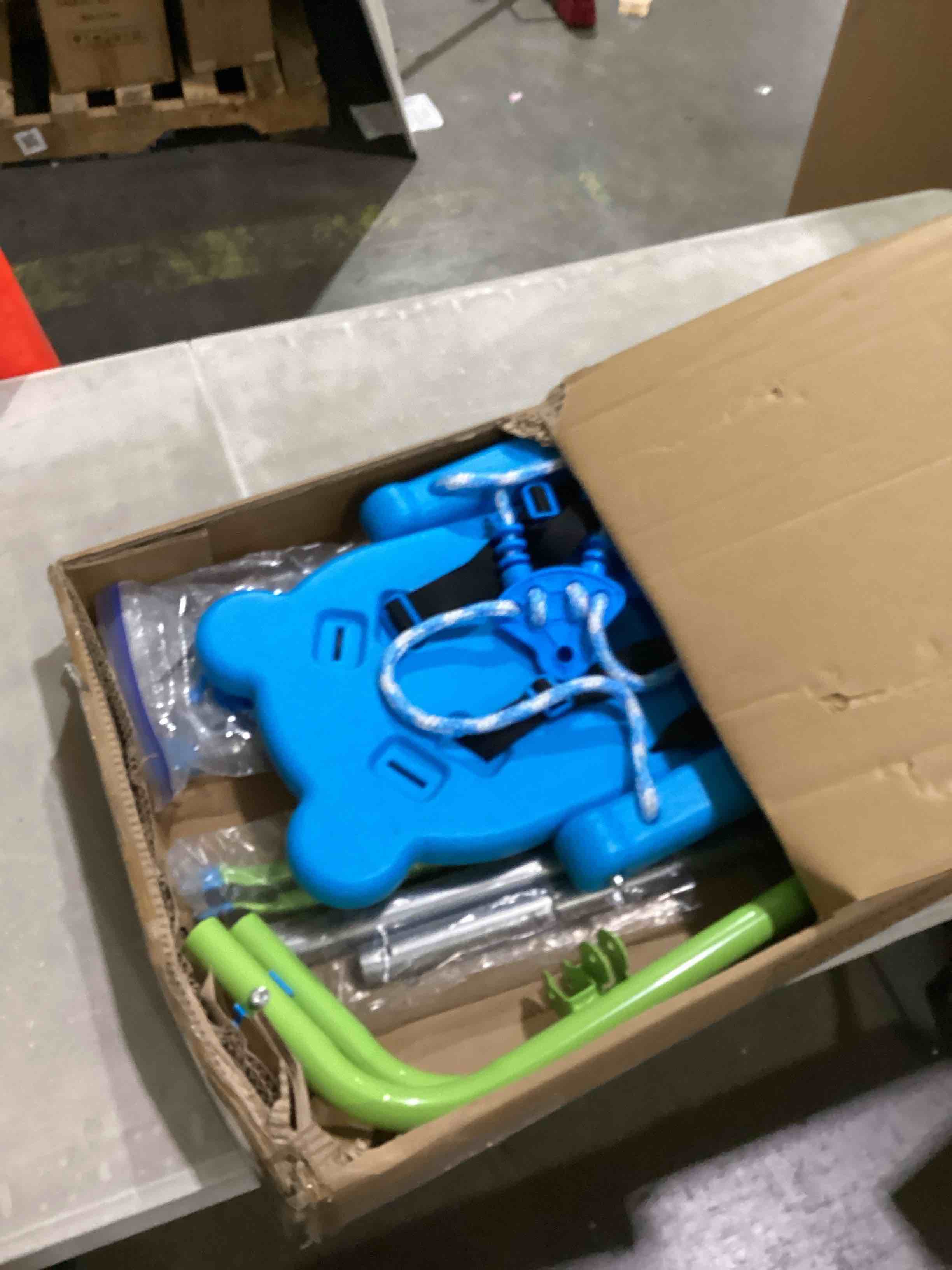 https://s3.amazonaws.com/lotting-images-prod/bidfta/PPE2898834_1750355160500.jpeg