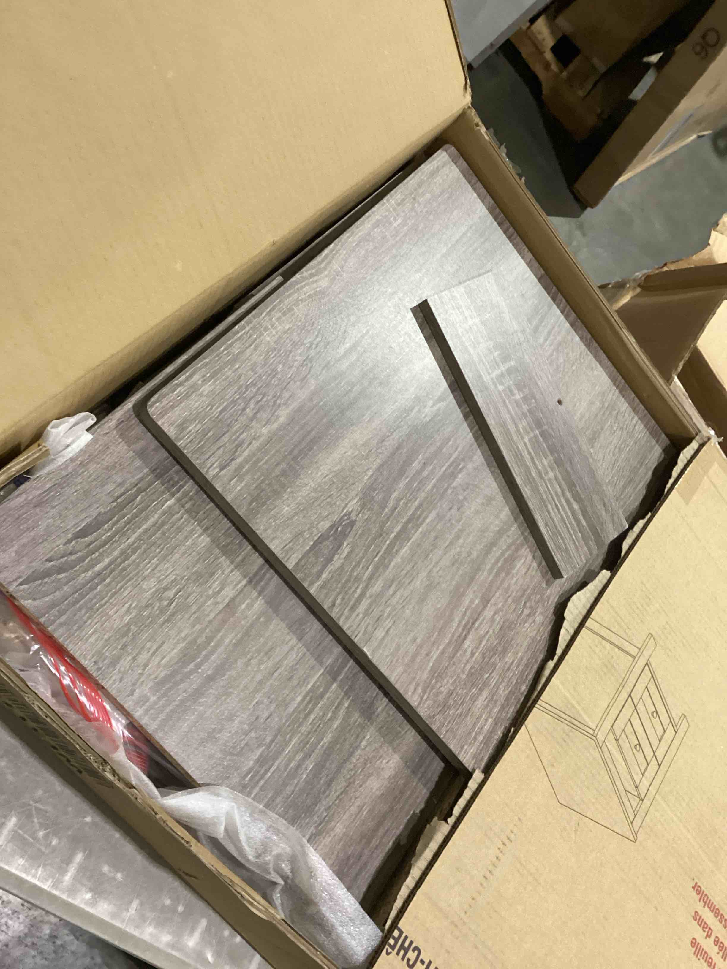 https://s3.amazonaws.com/lotting-images-prod/bidfta/PPE2898875_1750683794725.jpeg