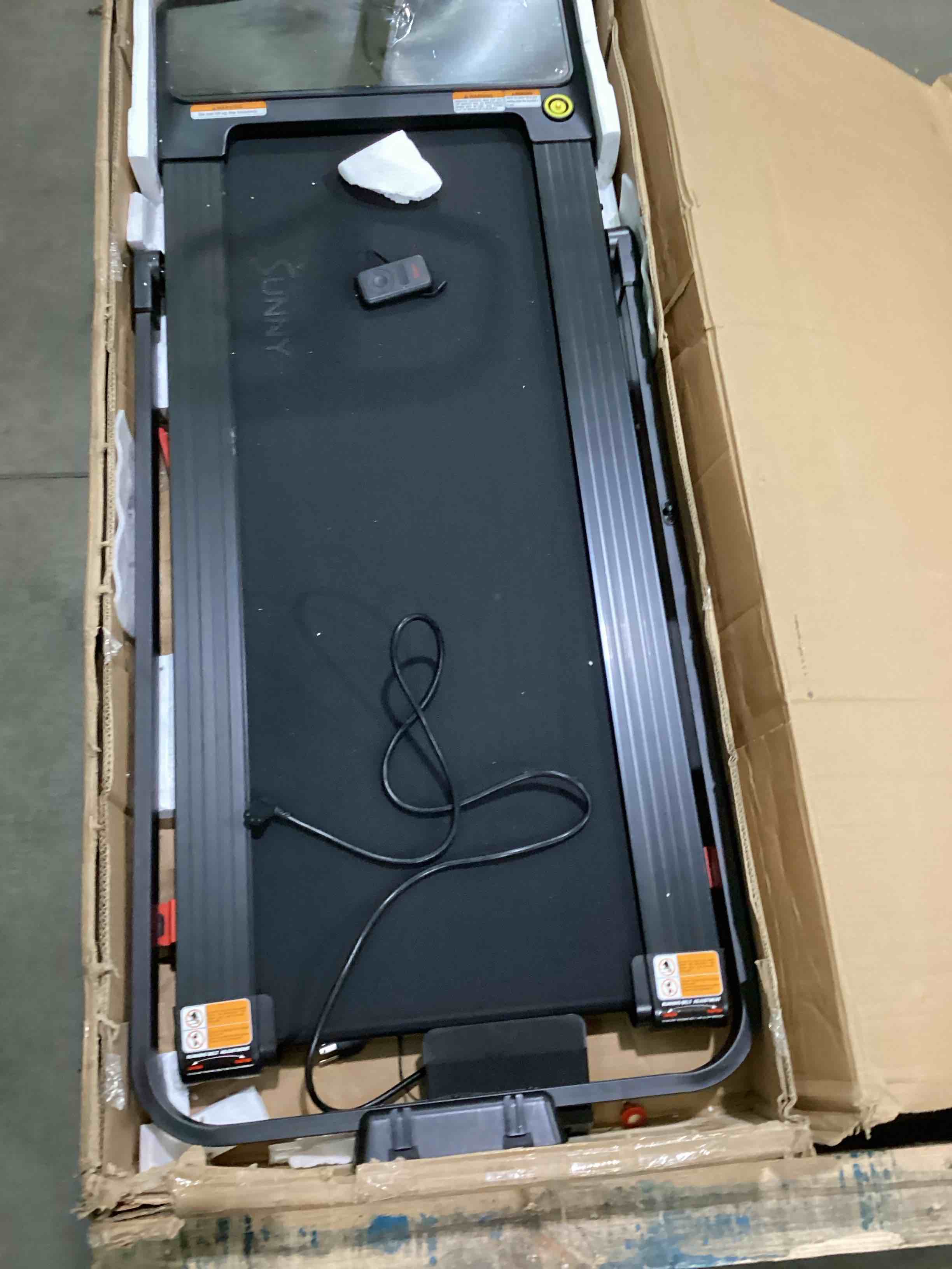 https://s3.amazonaws.com/lotting-images-prod/bidfta/PPE2898900_1750696133883.jpeg