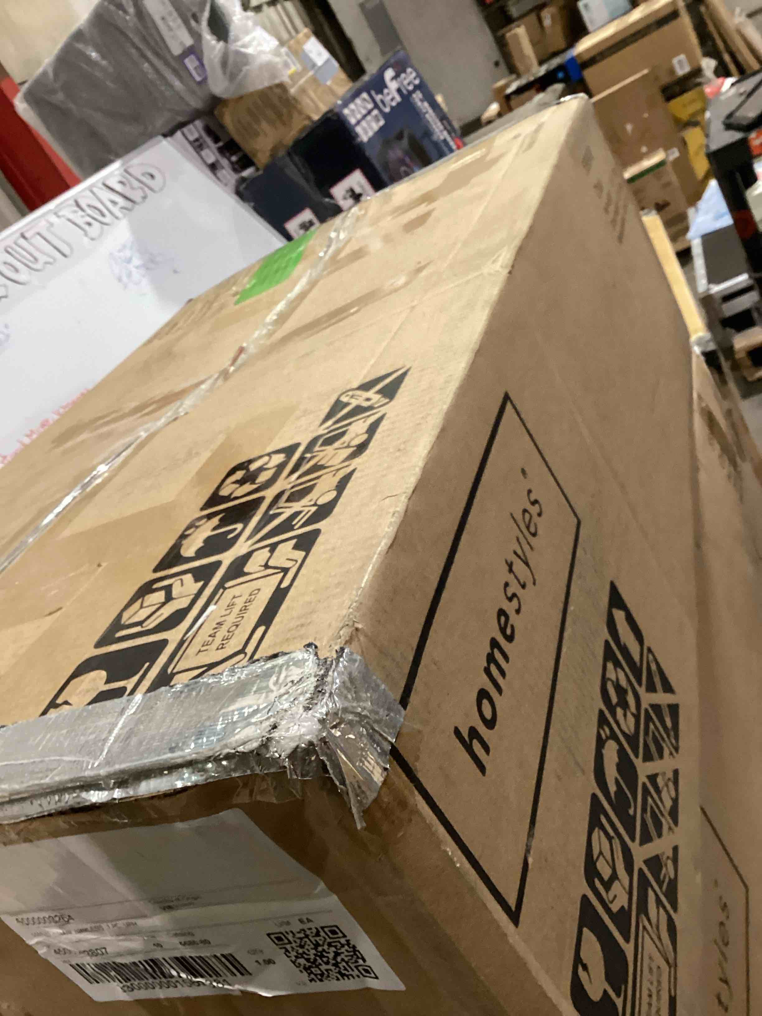 https://s3.amazonaws.com/lotting-images-prod/bidfta/PPE2898938_1750769356796.jpeg