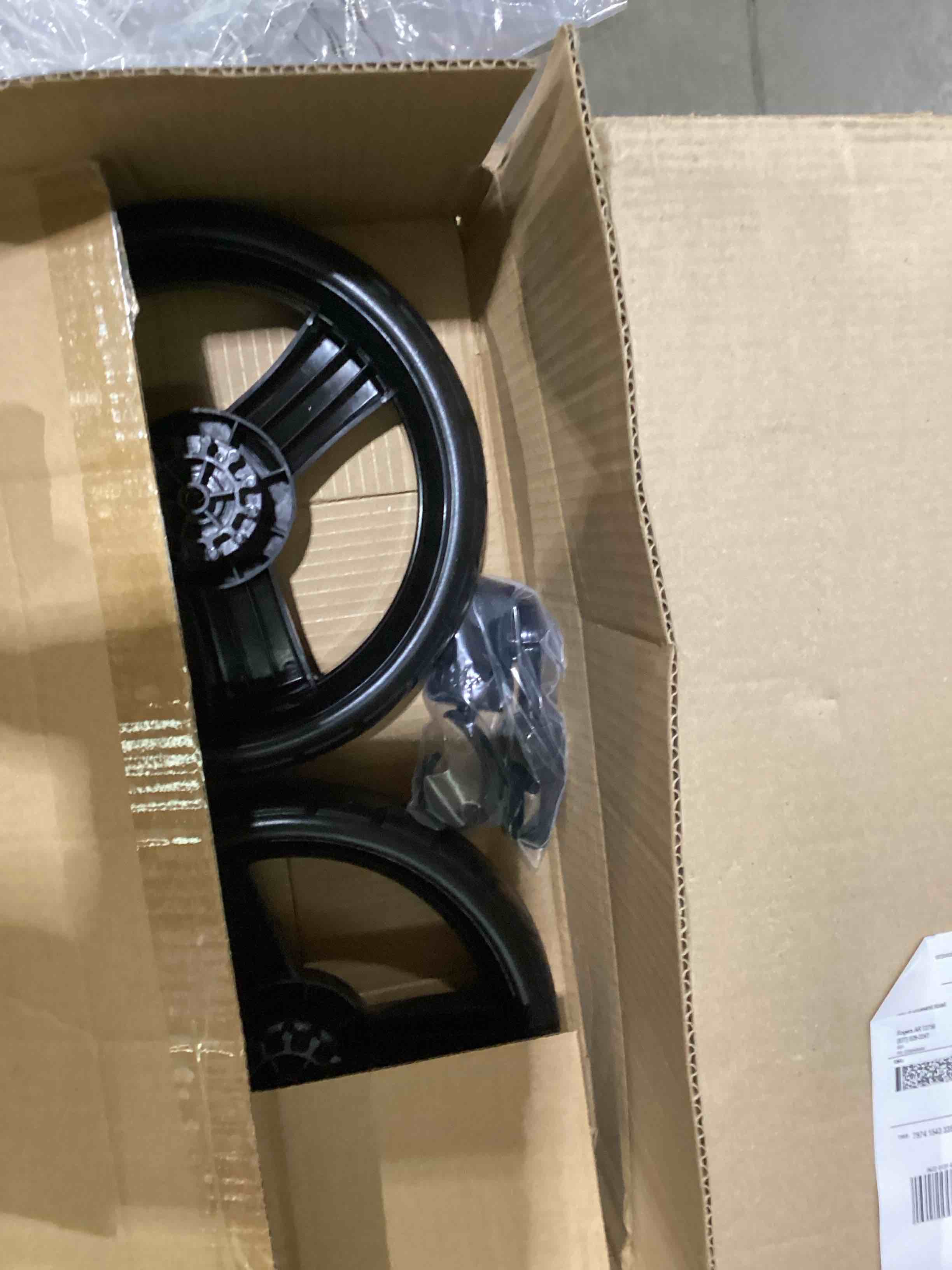 https://s3.amazonaws.com/lotting-images-prod/bidfta/PPE2898943_1750772630491.jpeg