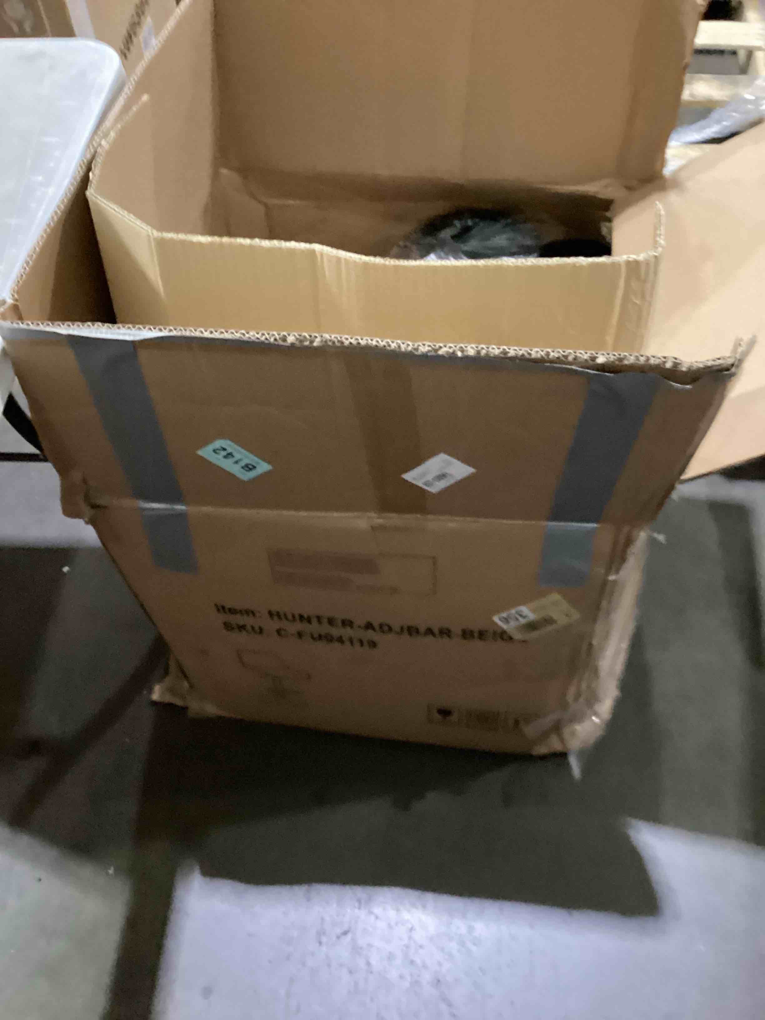 https://s3.amazonaws.com/lotting-images-prod/bidfta/PPE2898949_1750776424363.jpeg