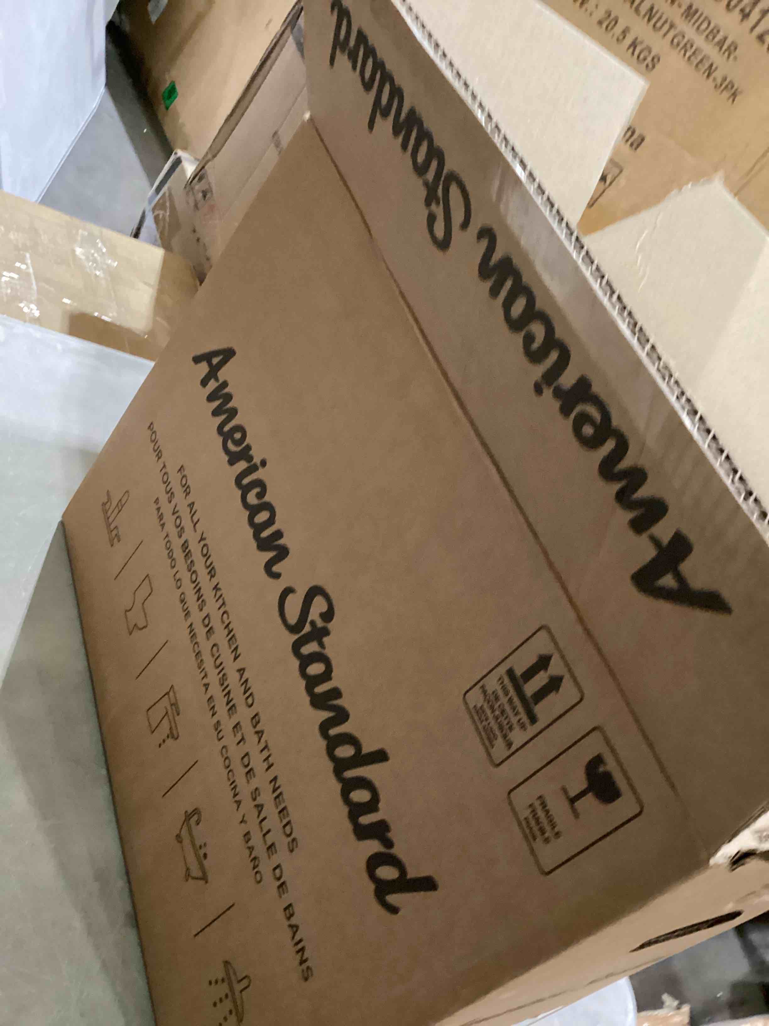 https://s3.amazonaws.com/lotting-images-prod/bidfta/PPE2898952_1750776899140.jpeg