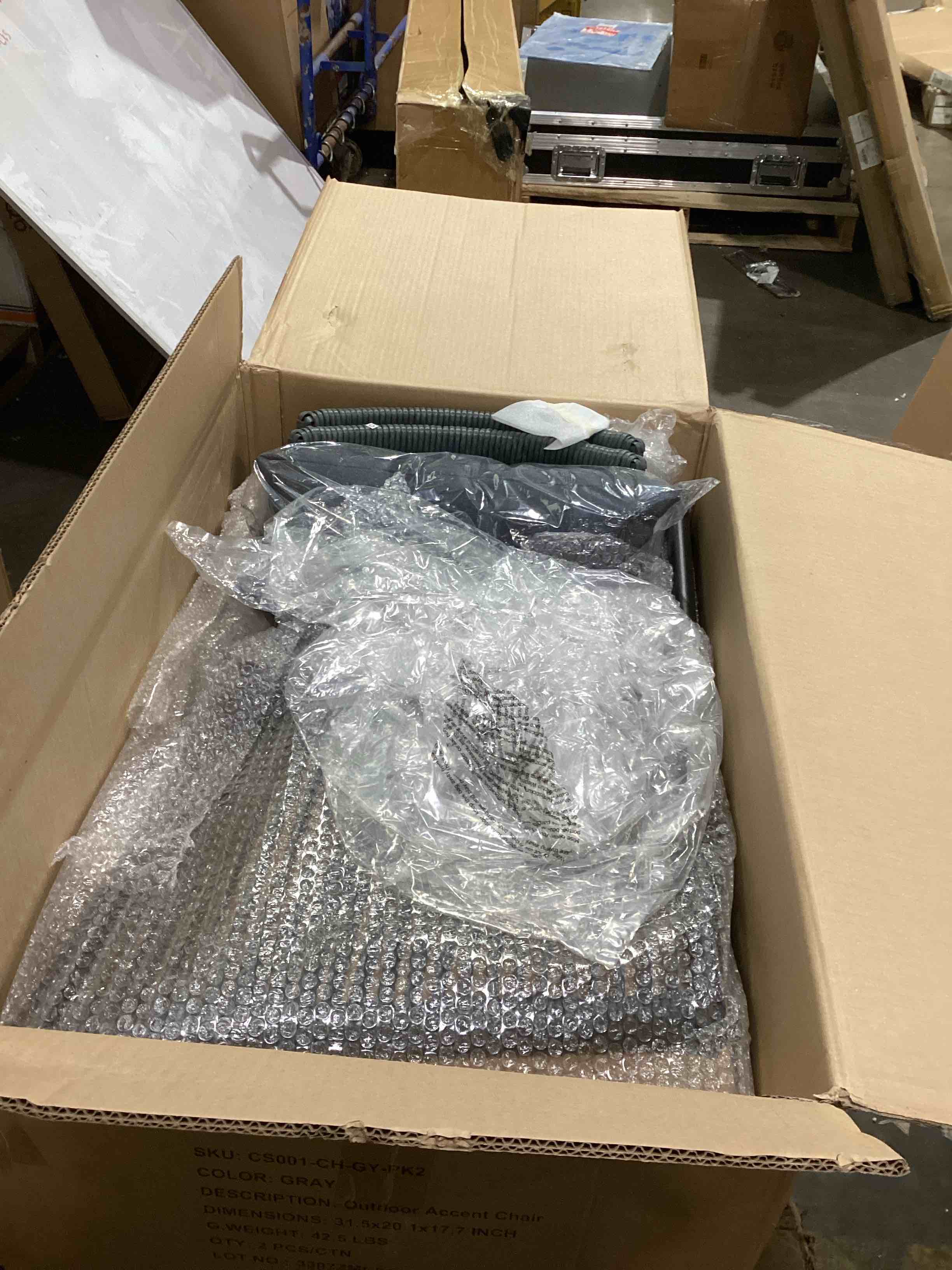 https://s3.amazonaws.com/lotting-images-prod/bidfta/PPE2898991_1750944502764.jpeg