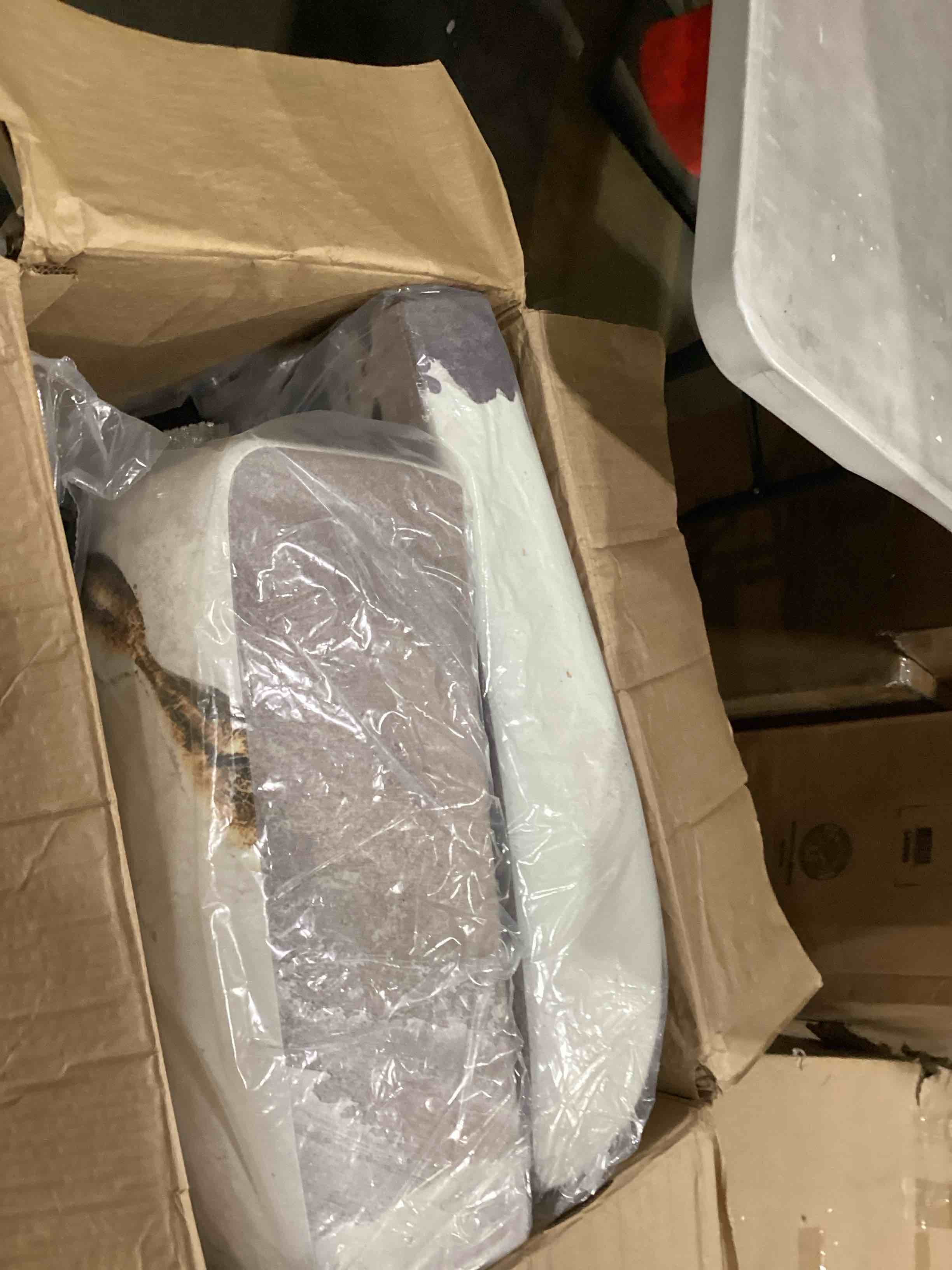 https://s3.amazonaws.com/lotting-images-prod/bidfta/PPE2899000_1750951118570.jpeg