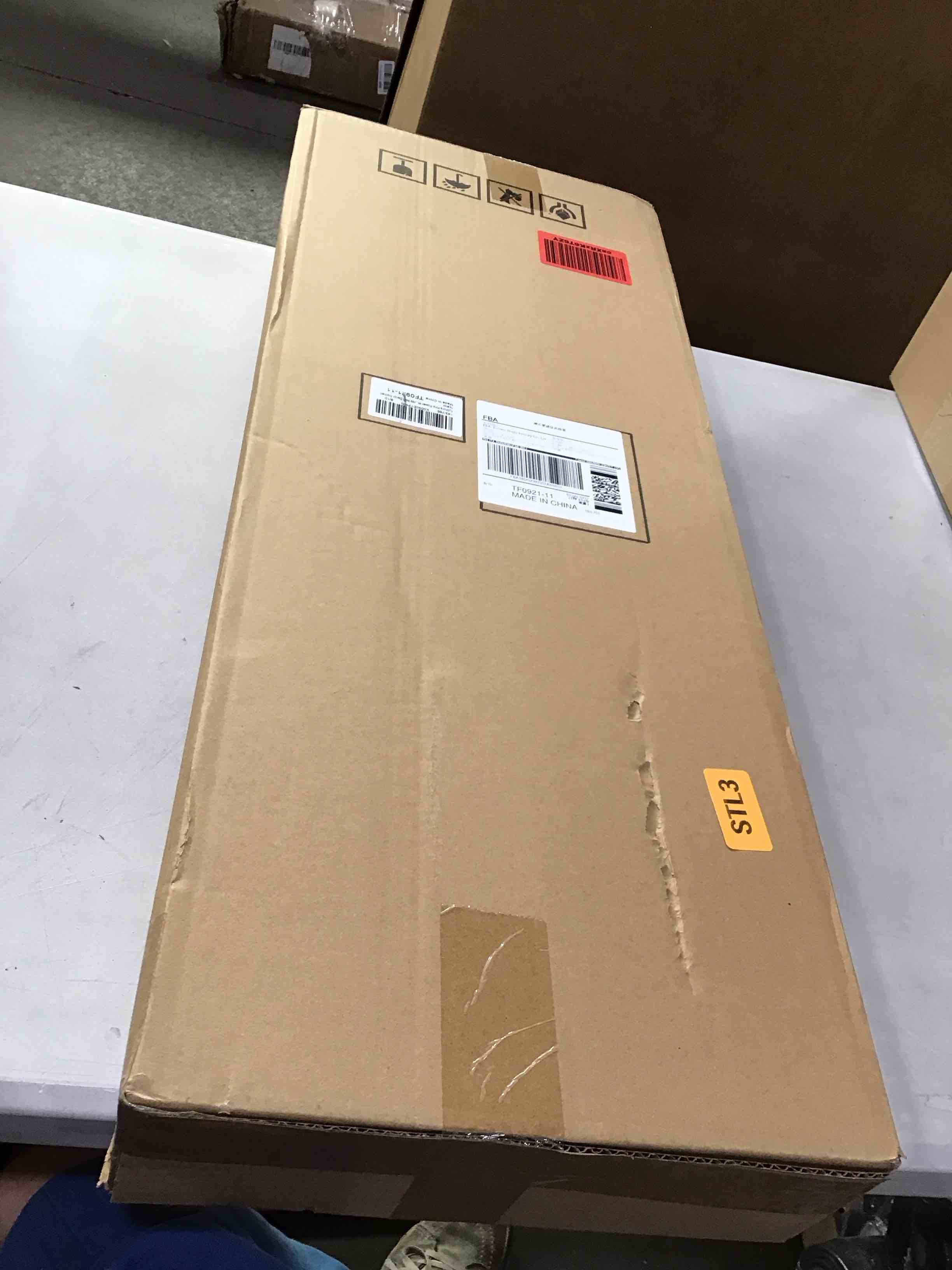 https://s3.amazonaws.com/lotting-images-prod/bidfta/PPE2899525_1746474973816.jpeg