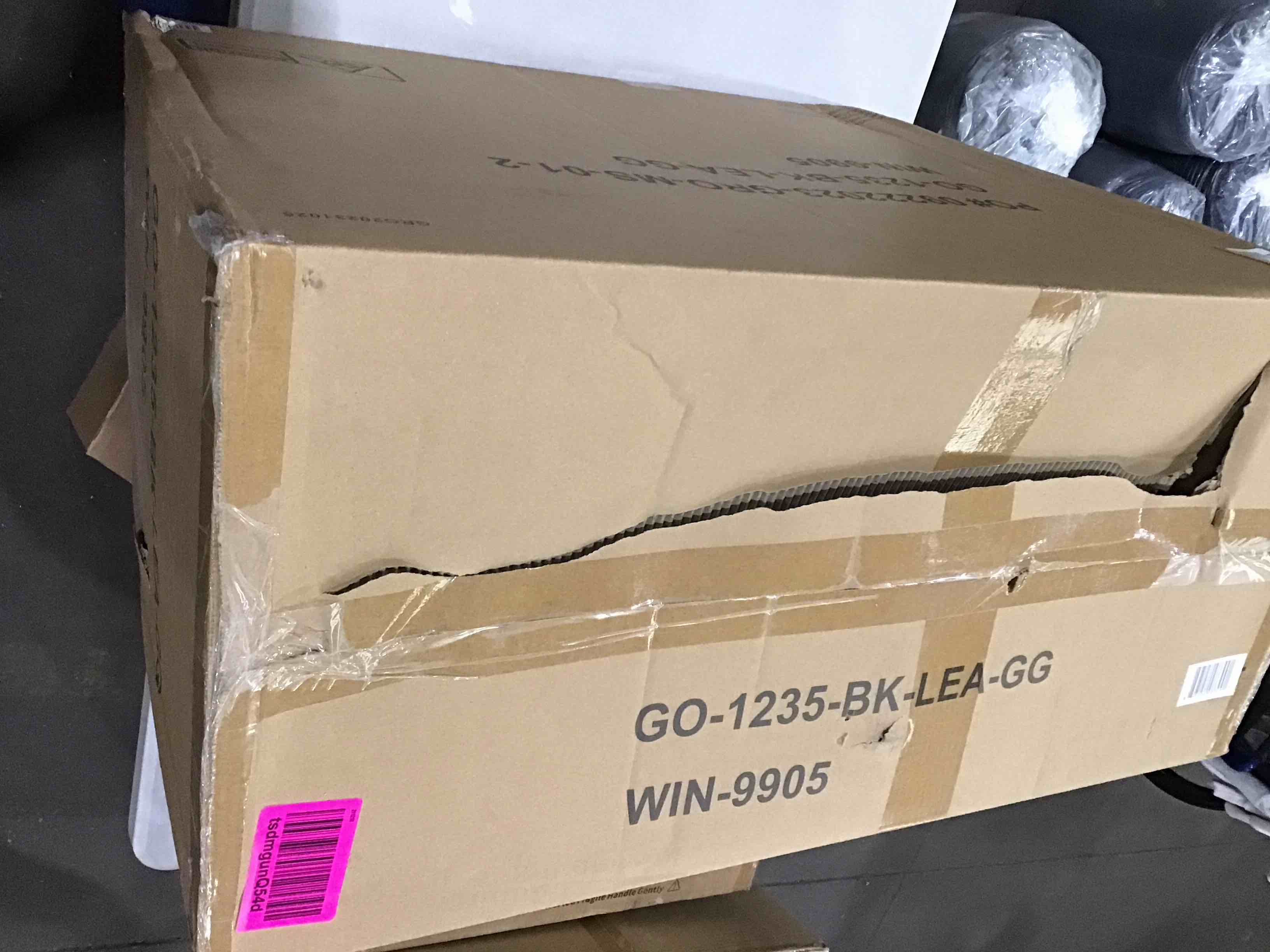 https://s3.amazonaws.com/lotting-images-prod/bidfta/PPE2899710_1746627034109.jpeg