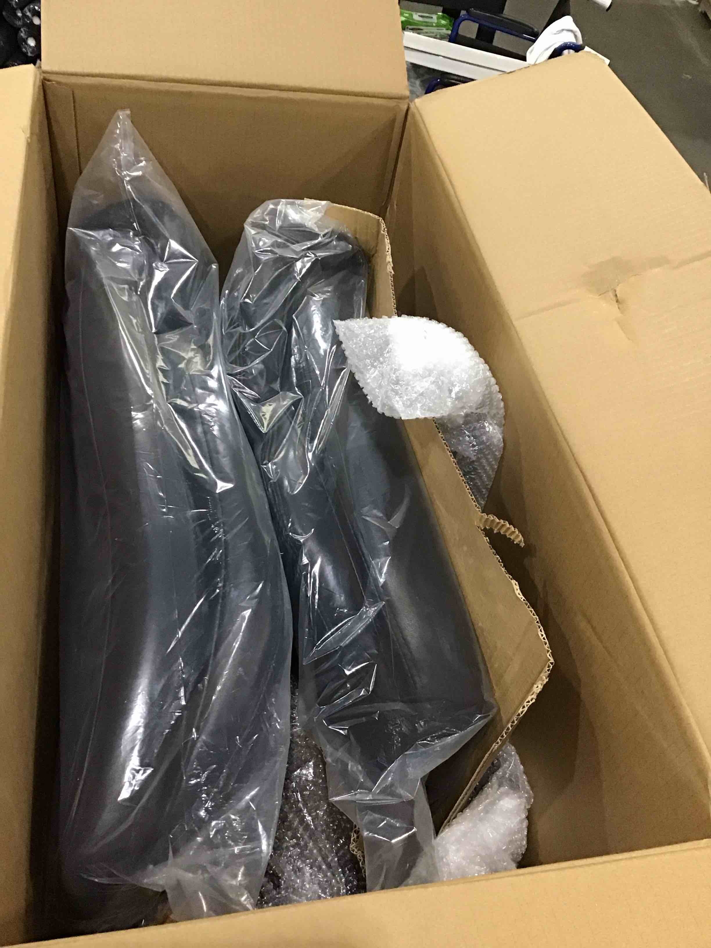 https://s3.amazonaws.com/lotting-images-prod/bidfta/PPE2899710_1746627082775.jpeg