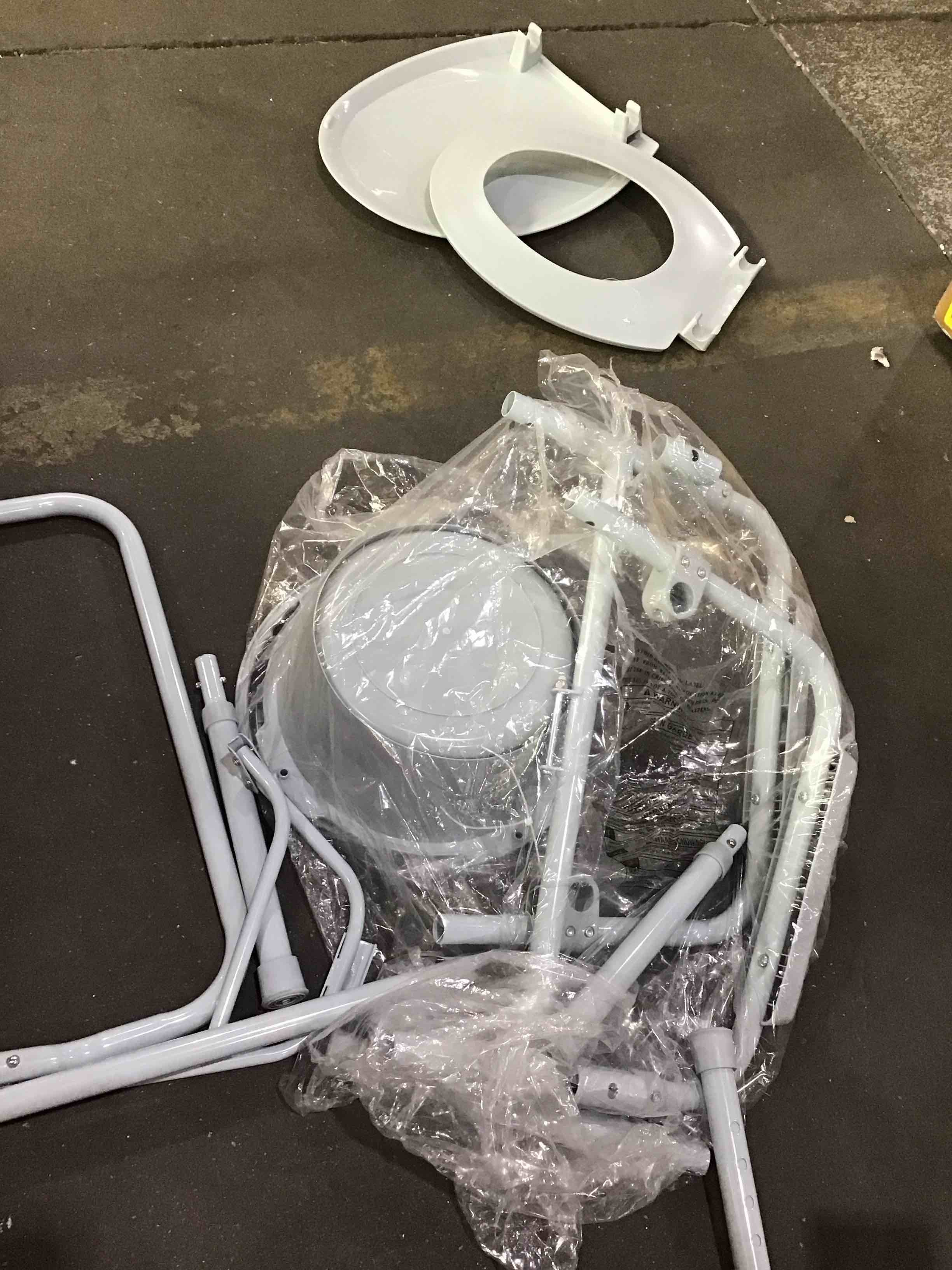 https://s3.amazonaws.com/lotting-images-prod/bidfta/PPE2900172_1747253527592.jpeg