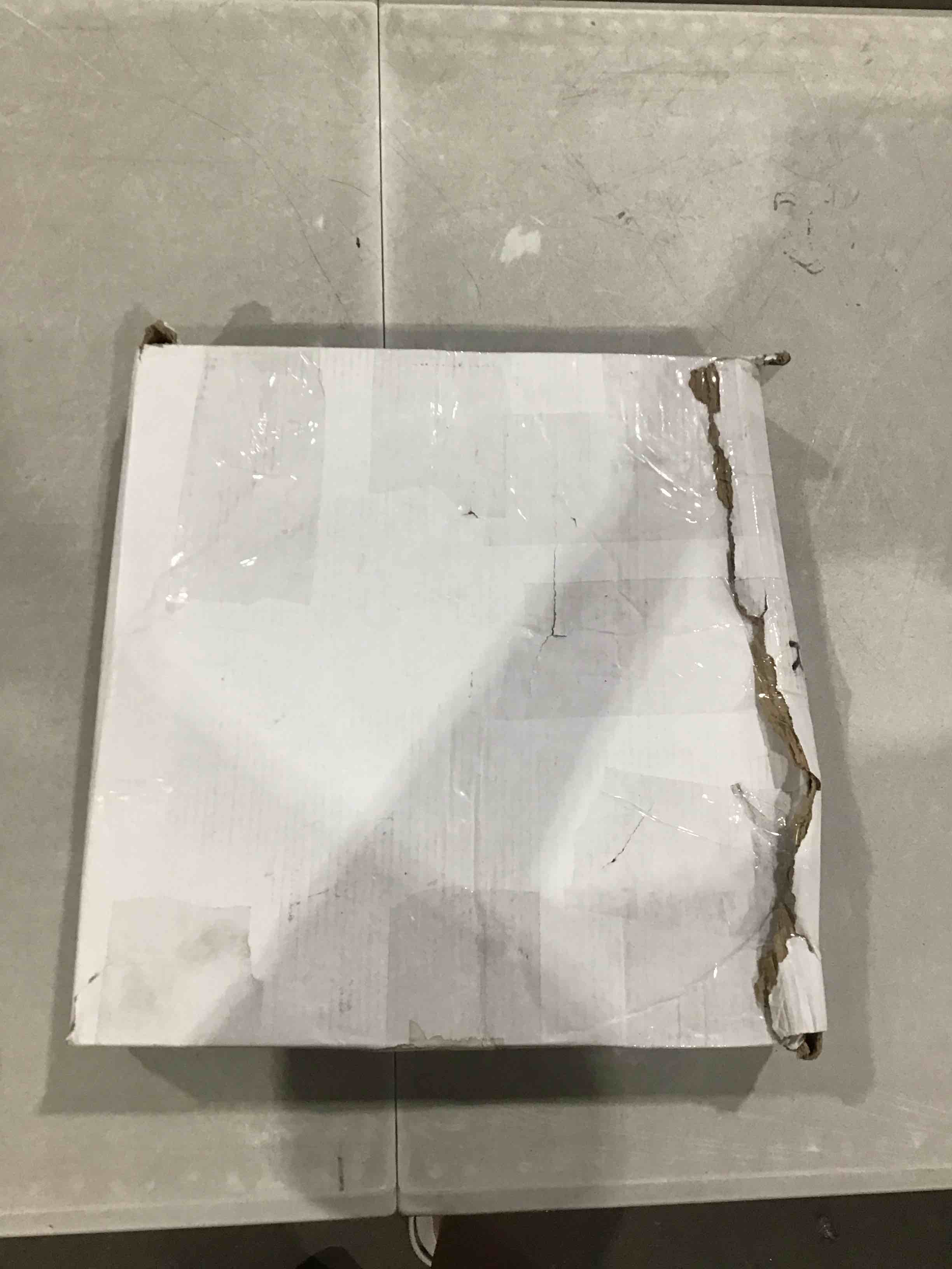 https://s3.amazonaws.com/lotting-images-prod/bidfta/PPE2901712_1750076850196.jpeg