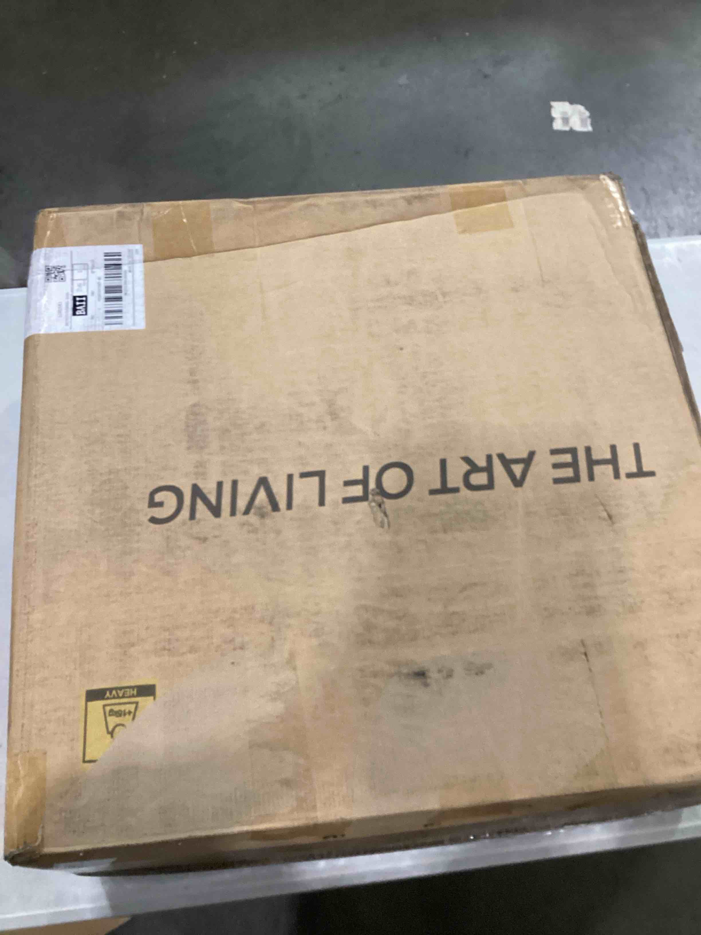 https://s3.amazonaws.com/lotting-images-prod/bidfta/PPE2901952_1750341357727.jpeg