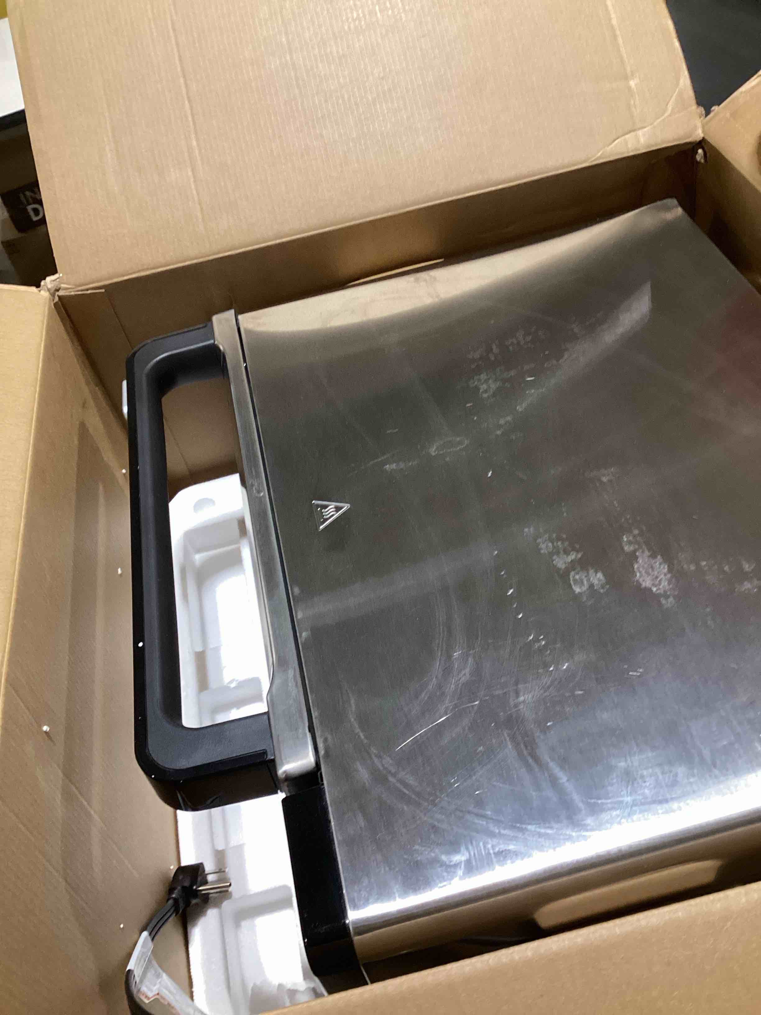 https://s3.amazonaws.com/lotting-images-prod/bidfta/PPE3208021_1759836744863.jpeg
