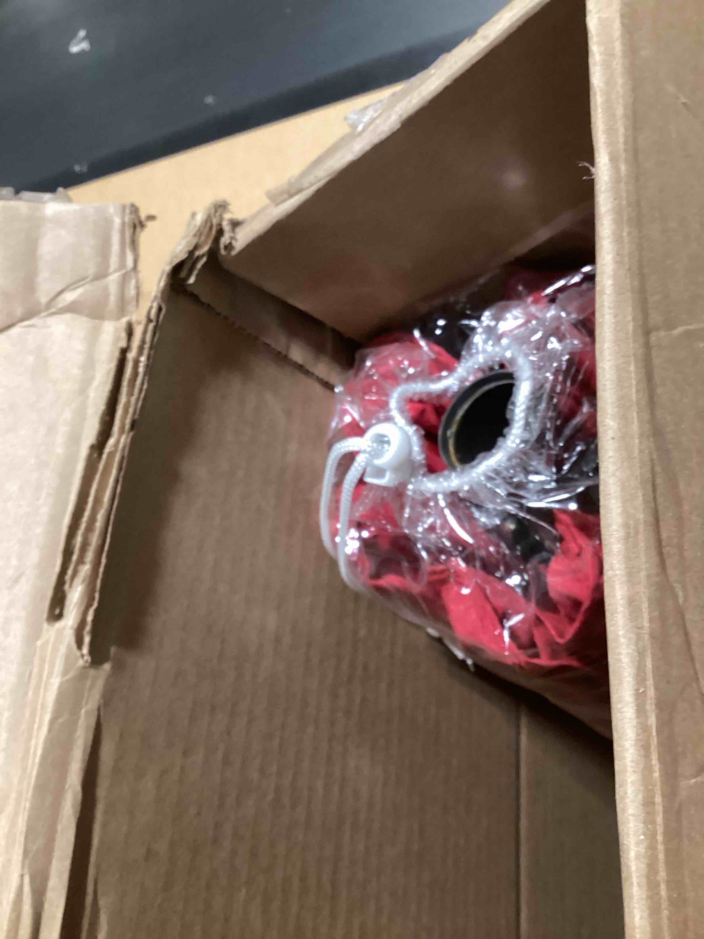 https://s3.amazonaws.com/lotting-images-prod/bidfta/PPE3208030_1759837941983.jpeg