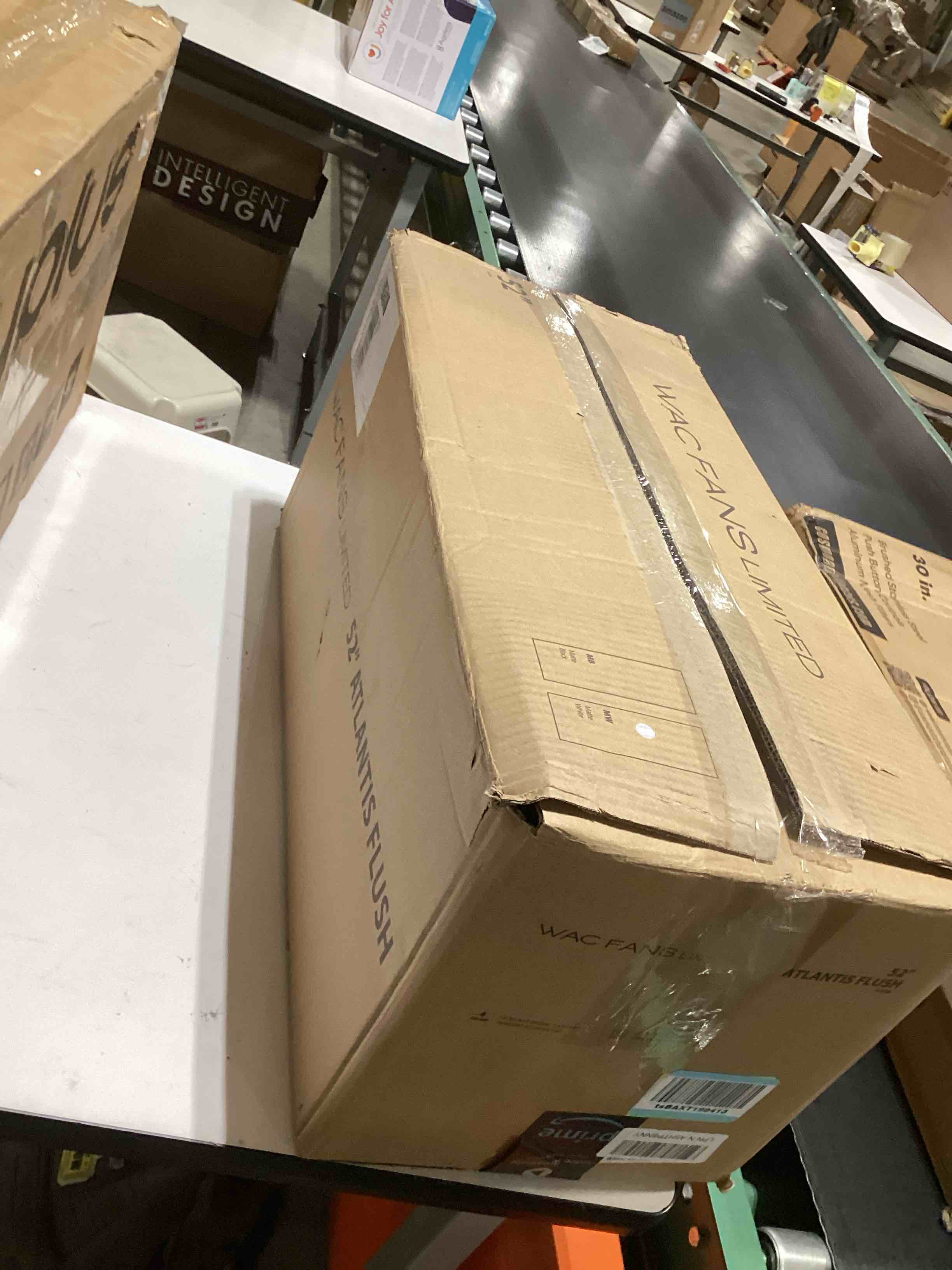 https://s3.amazonaws.com/lotting-images-prod/bidfta/PPE3208040_1759839079380.jpeg