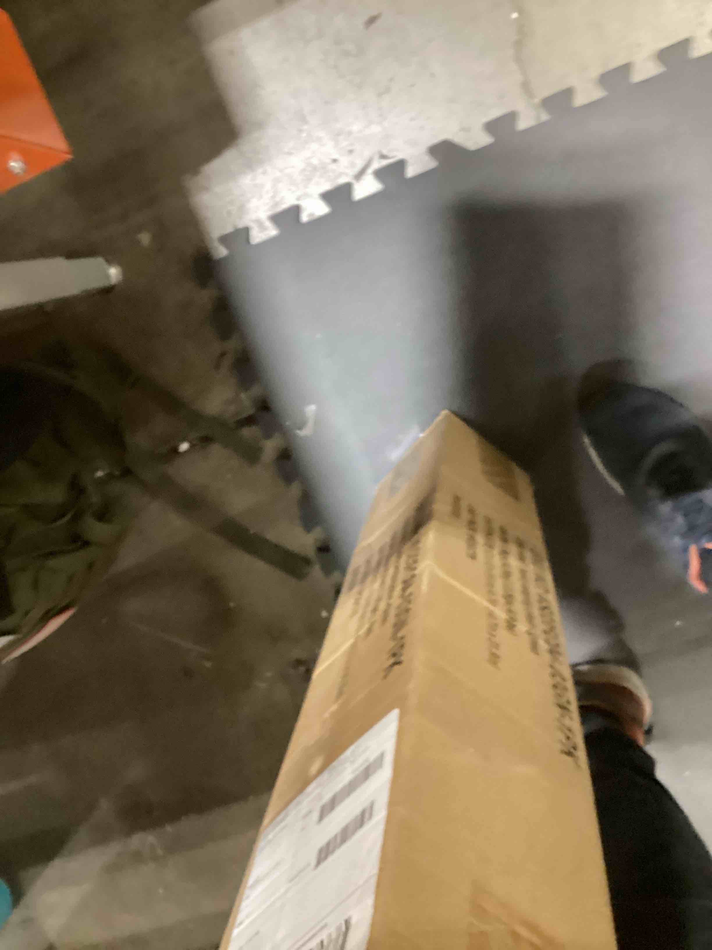 https://s3.amazonaws.com/lotting-images-prod/bidfta/PPE3208061_1759840647414.jpeg