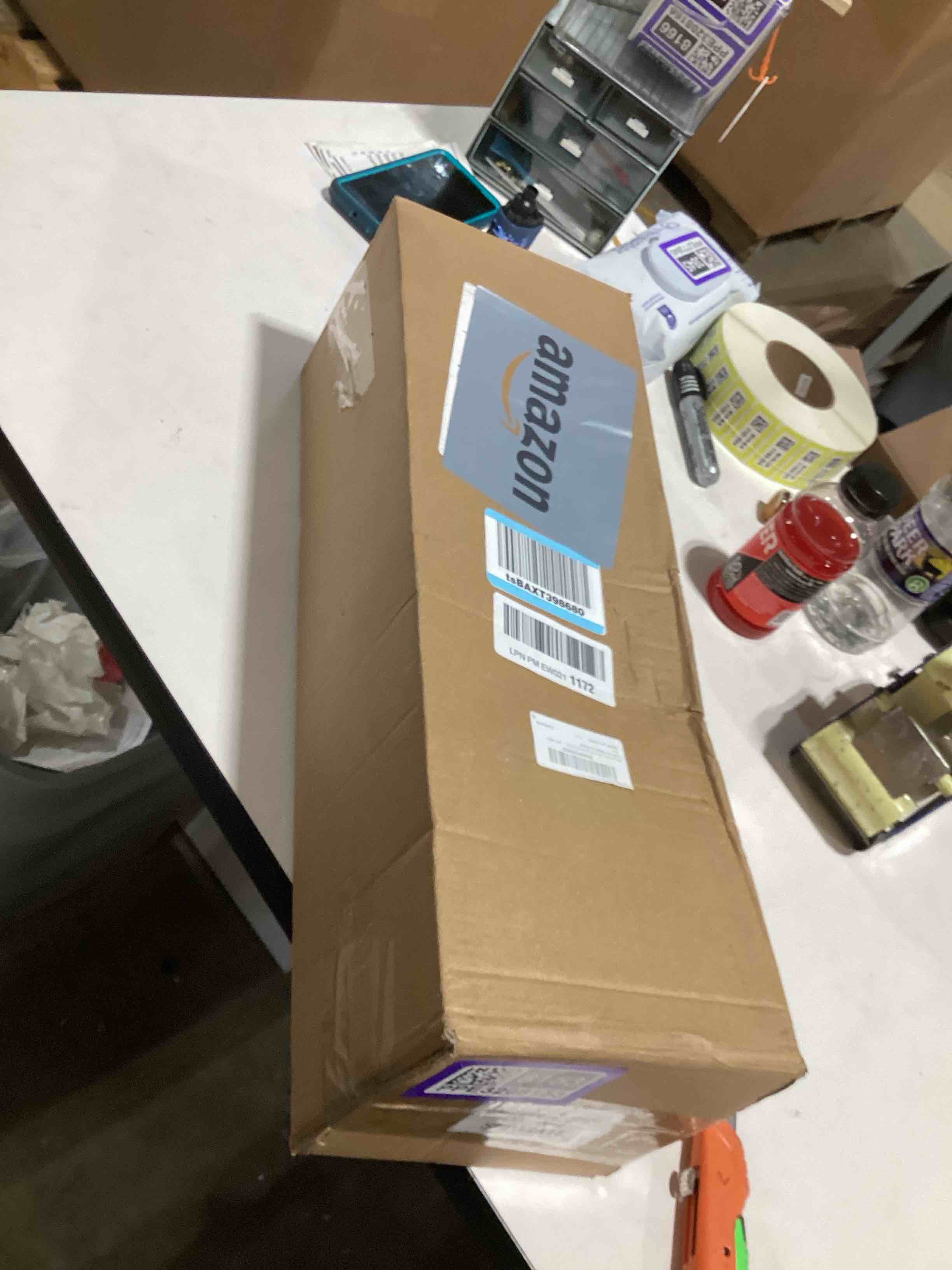 https://s3.amazonaws.com/lotting-images-prod/bidfta/PPE3208153_1759857024913.jpeg