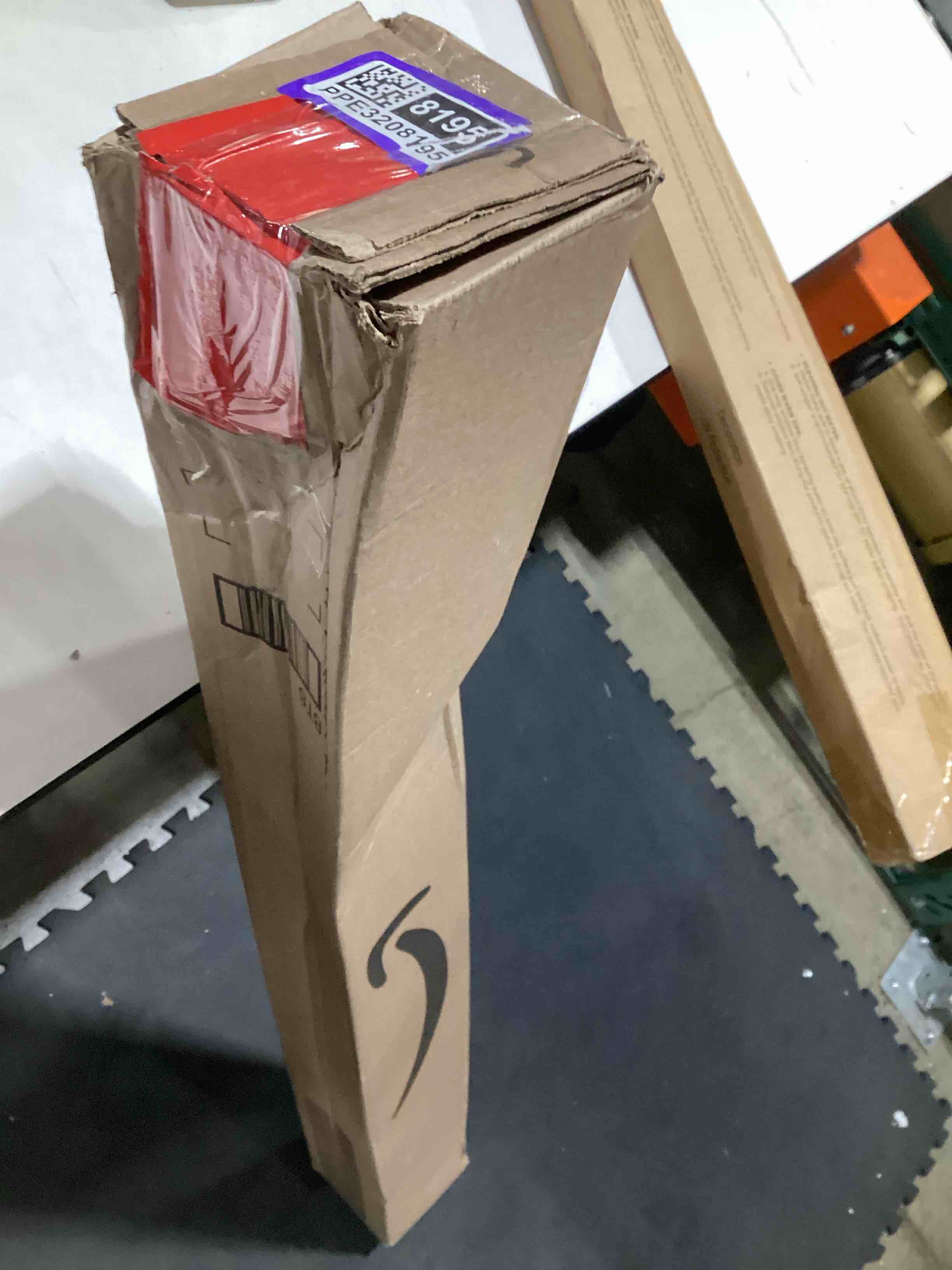 https://s3.amazonaws.com/lotting-images-prod/bidfta/PPE3208195_1759862520803.jpeg