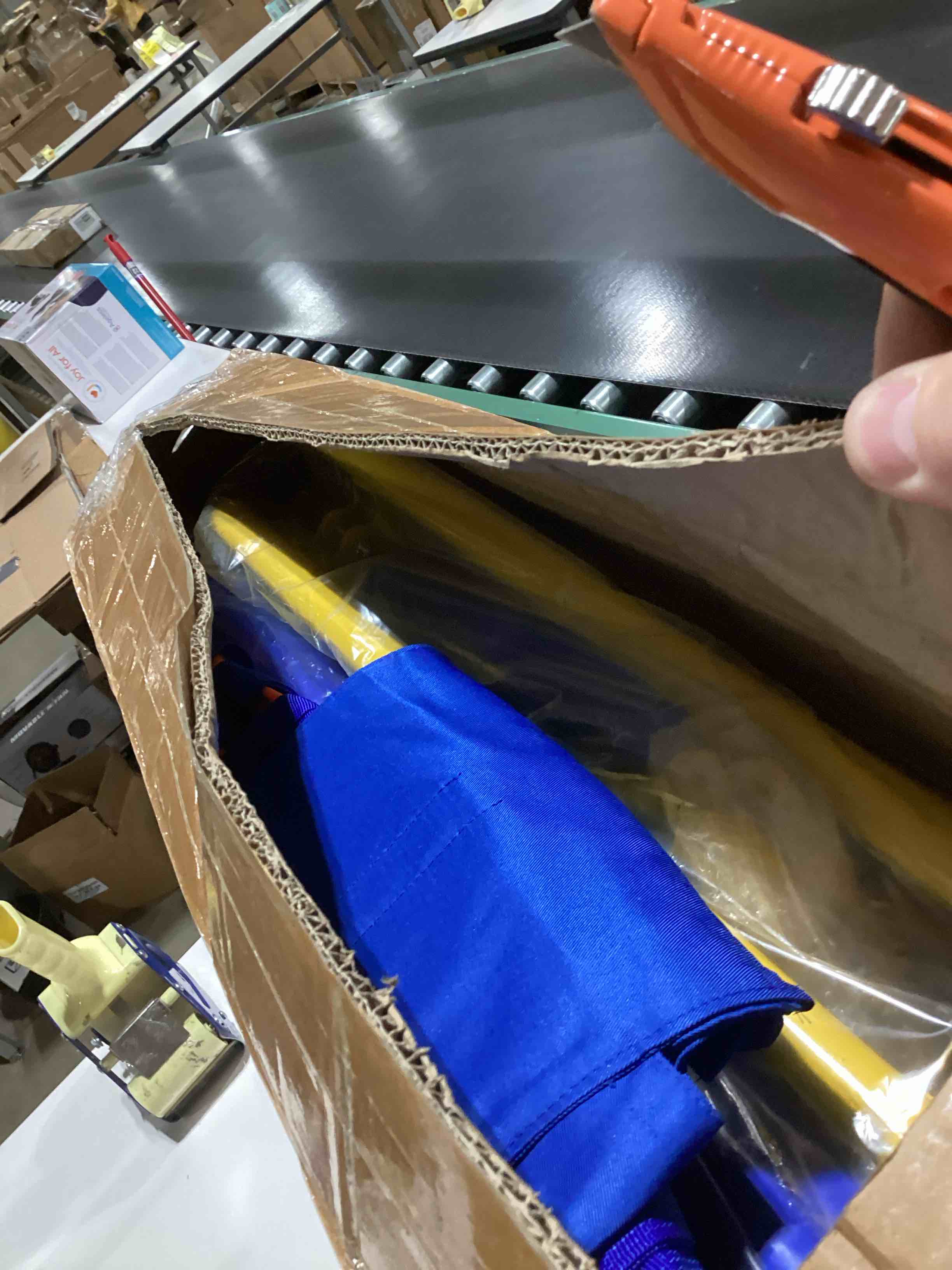 https://s3.amazonaws.com/lotting-images-prod/bidfta/PPE3208226_1759923031107.jpeg