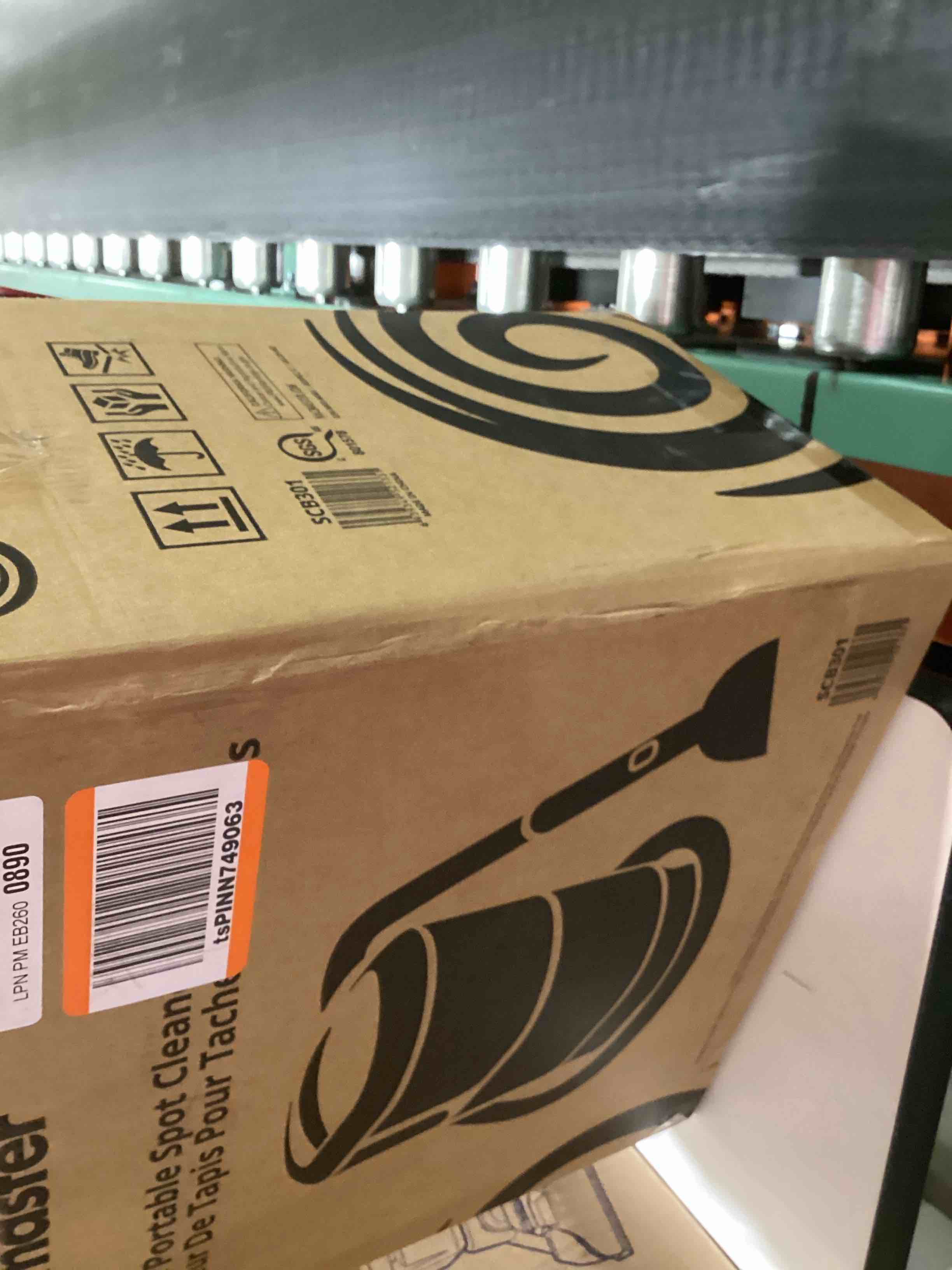 https://s3.amazonaws.com/lotting-images-prod/bidfta/PPE3208293_1759933294837.jpeg