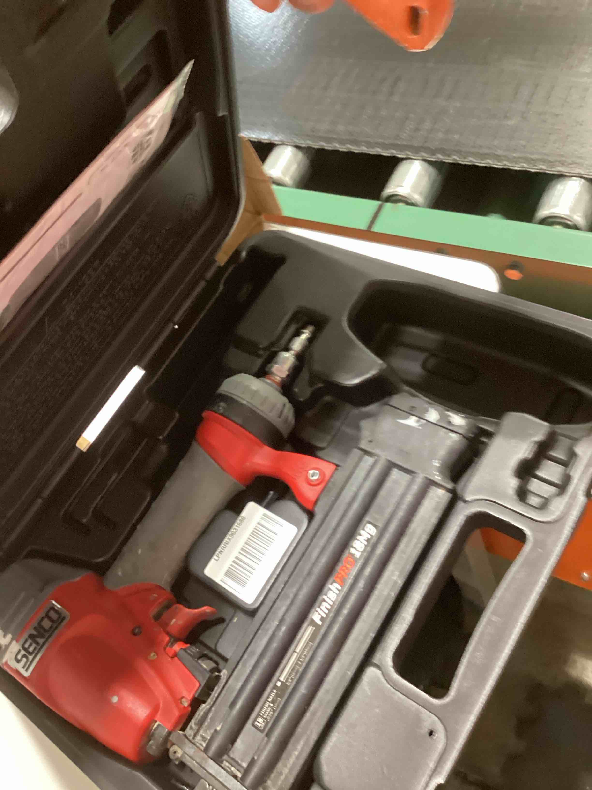 https://s3.amazonaws.com/lotting-images-prod/bidfta/PPE3208363_1759941301723.jpeg