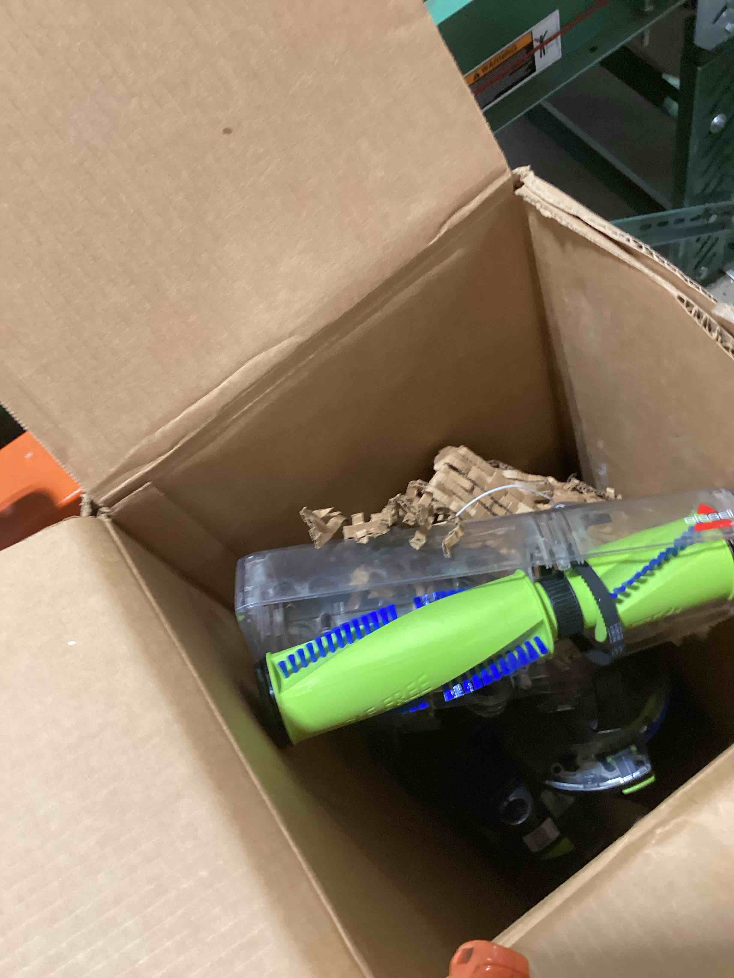 https://s3.amazonaws.com/lotting-images-prod/bidfta/PPE3208393_1759943814331.jpeg