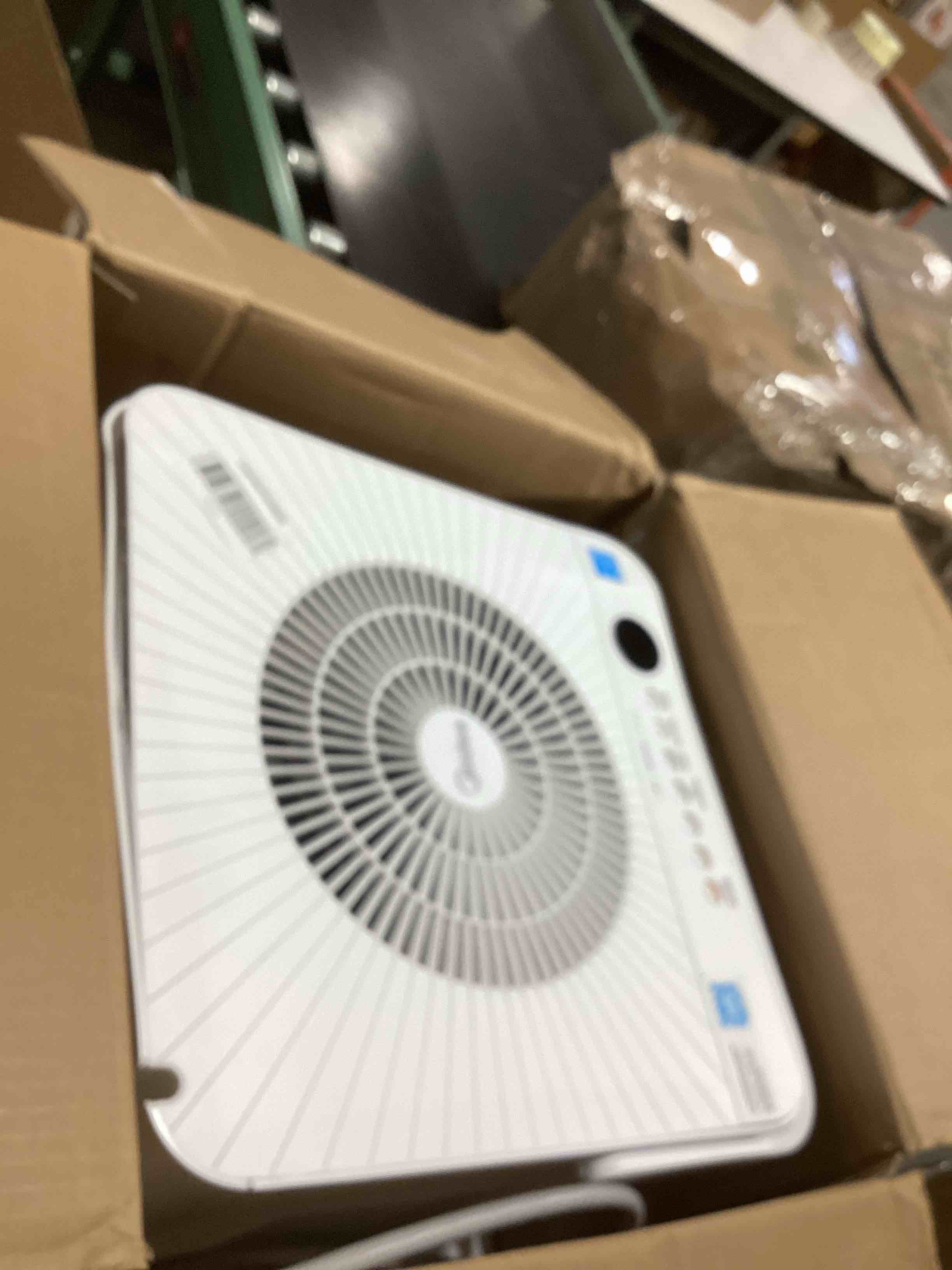 https://s3.amazonaws.com/lotting-images-prod/bidfta/PPE3208432_1759948885528.jpeg