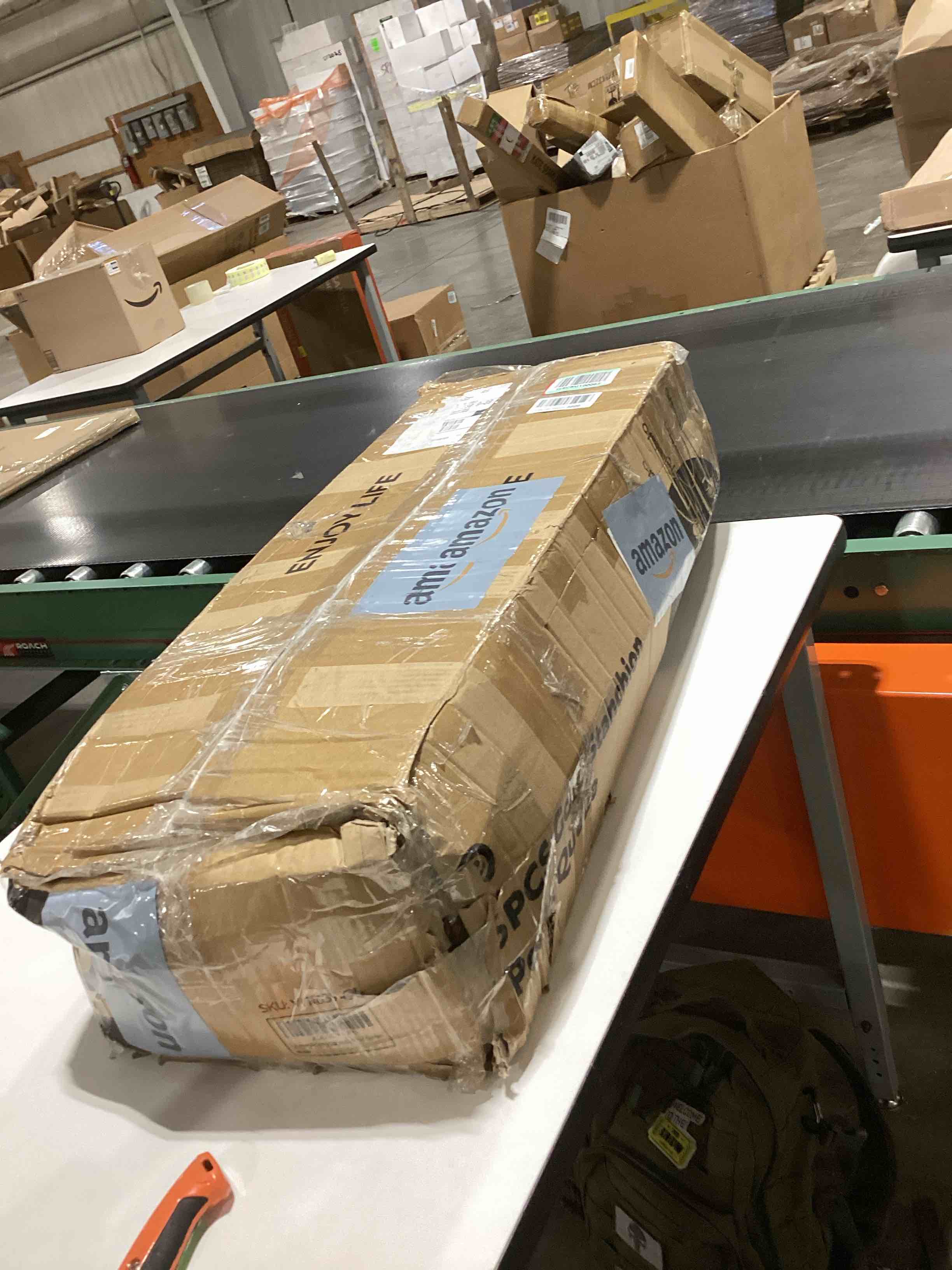 https://s3.amazonaws.com/lotting-images-prod/bidfta/PPE3208494_1760014440531.jpeg