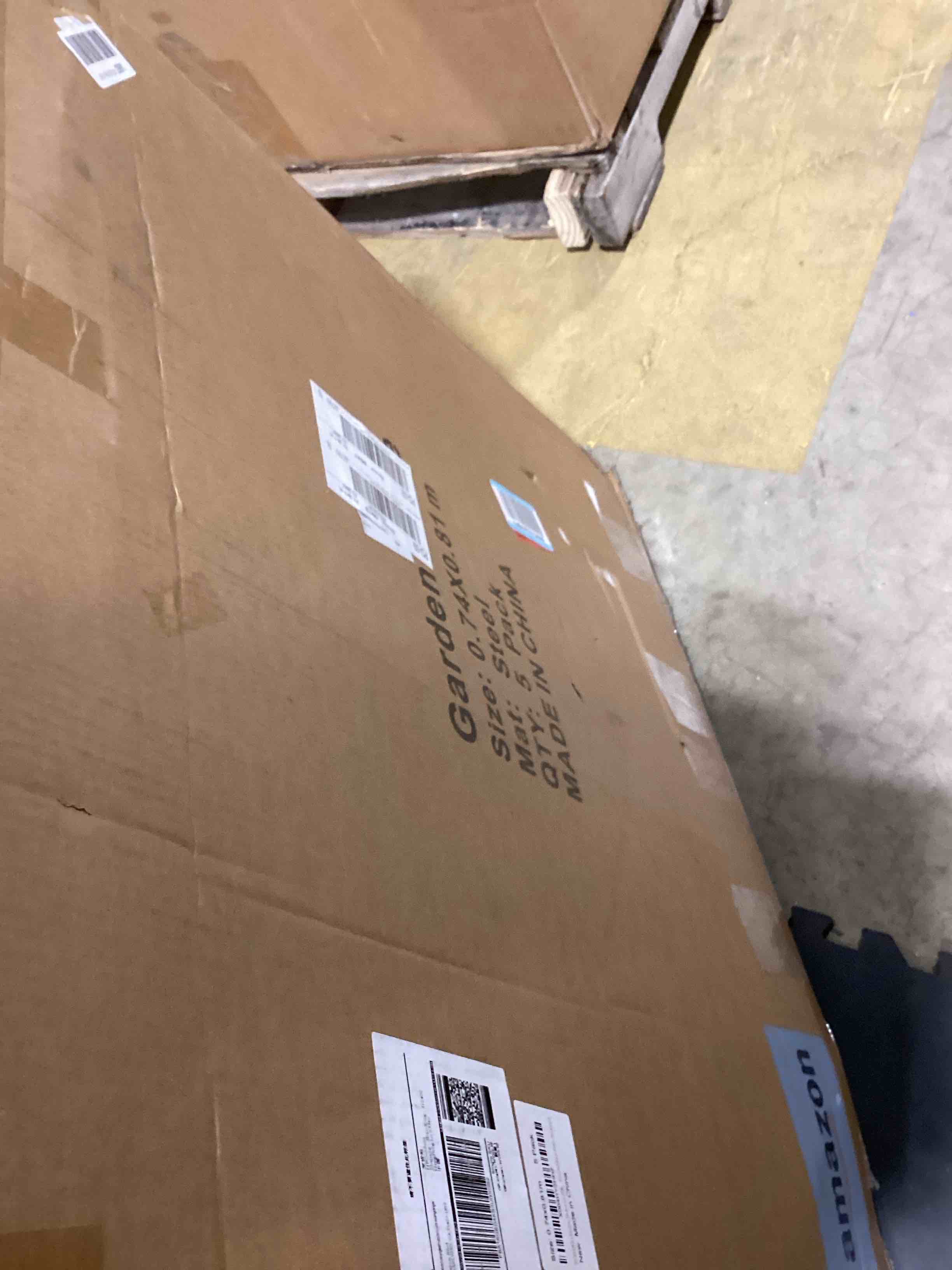 https://s3.amazonaws.com/lotting-images-prod/bidfta/PPE3208537_1760019773916.jpeg