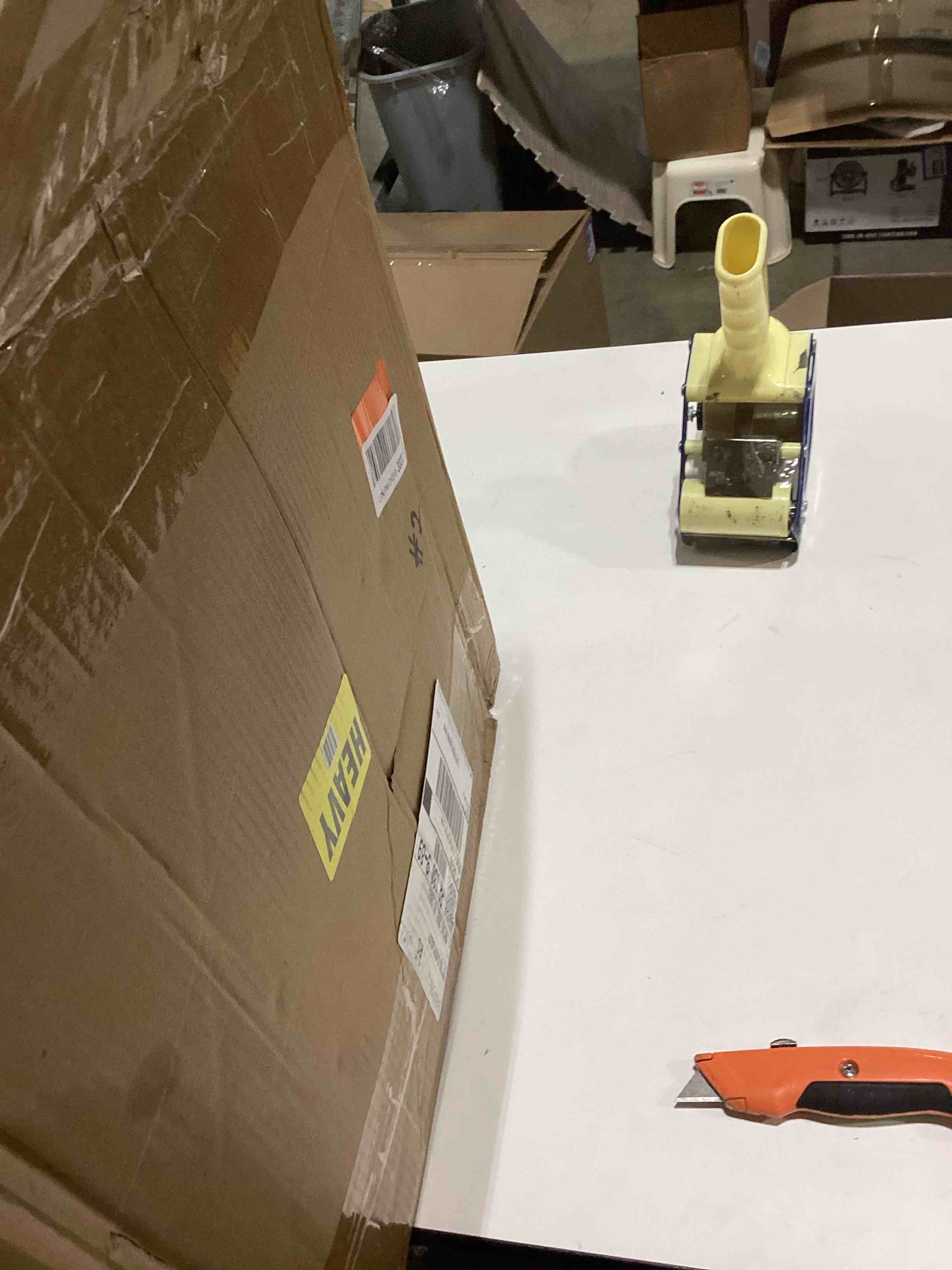 https://s3.amazonaws.com/lotting-images-prod/bidfta/PPE3208550_1760021374222.jpeg