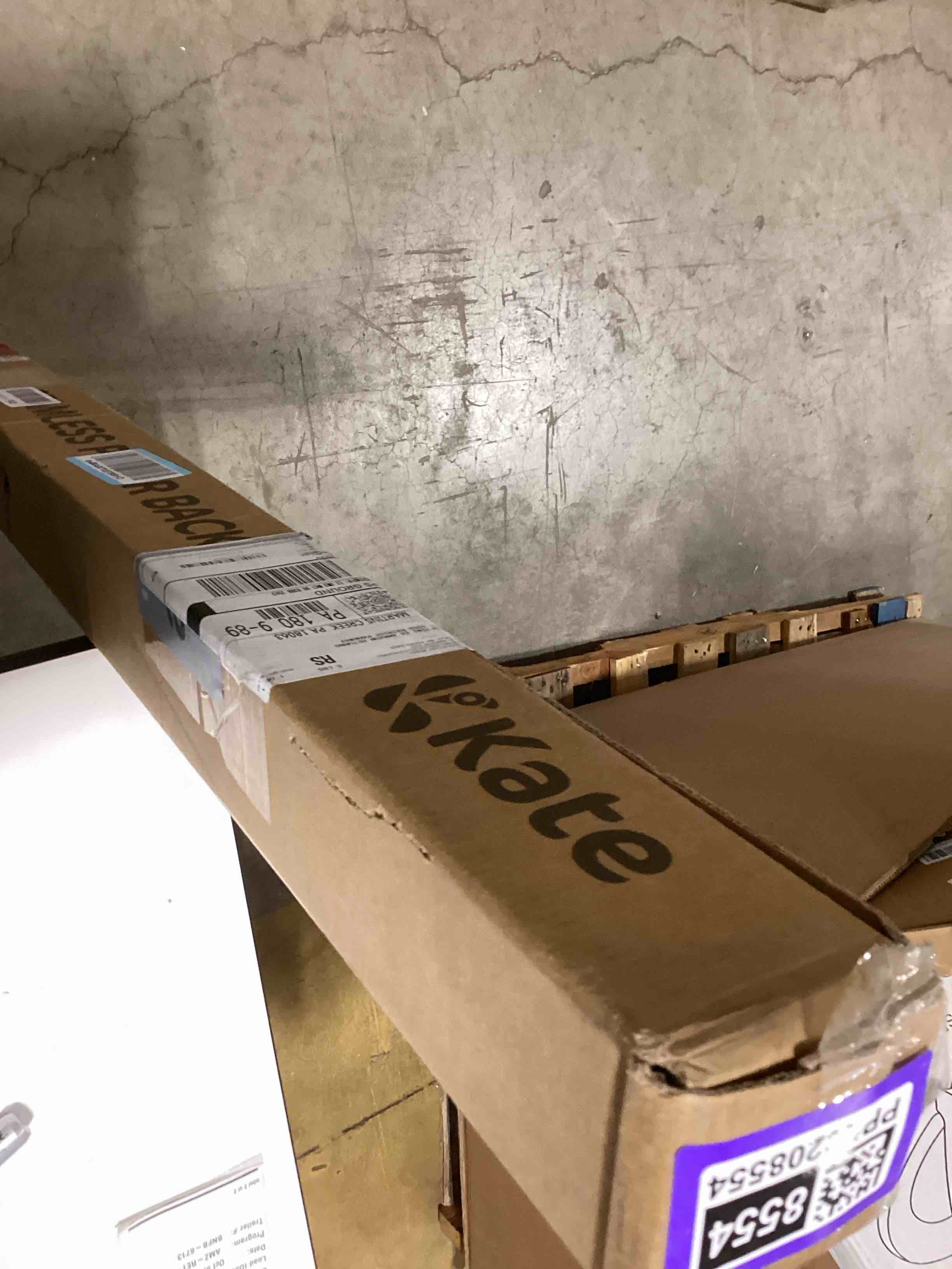 https://s3.amazonaws.com/lotting-images-prod/bidfta/PPE3208554_1760021798114.jpeg