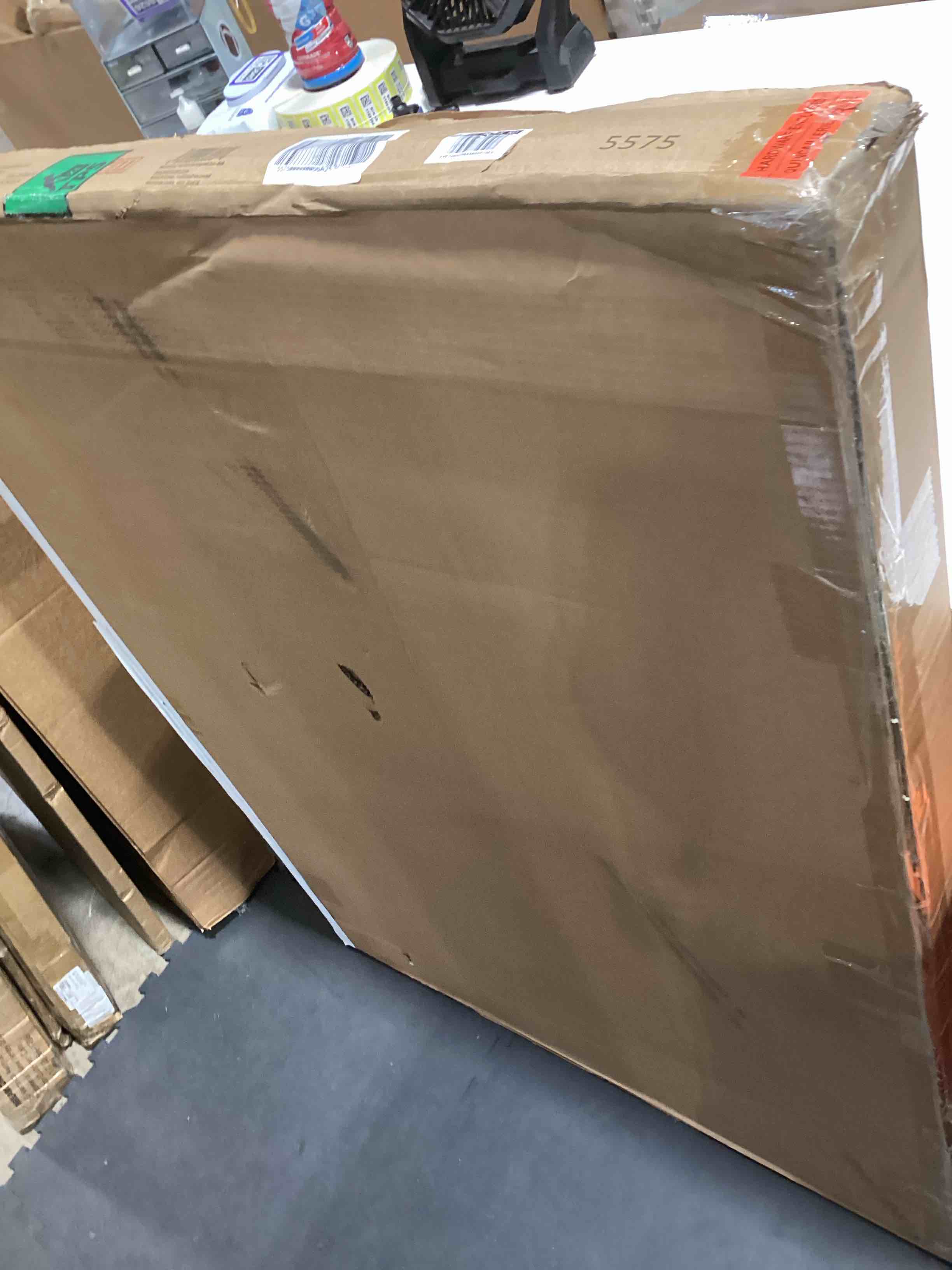 https://s3.amazonaws.com/lotting-images-prod/bidfta/PPE3208612_1760034571132.jpeg