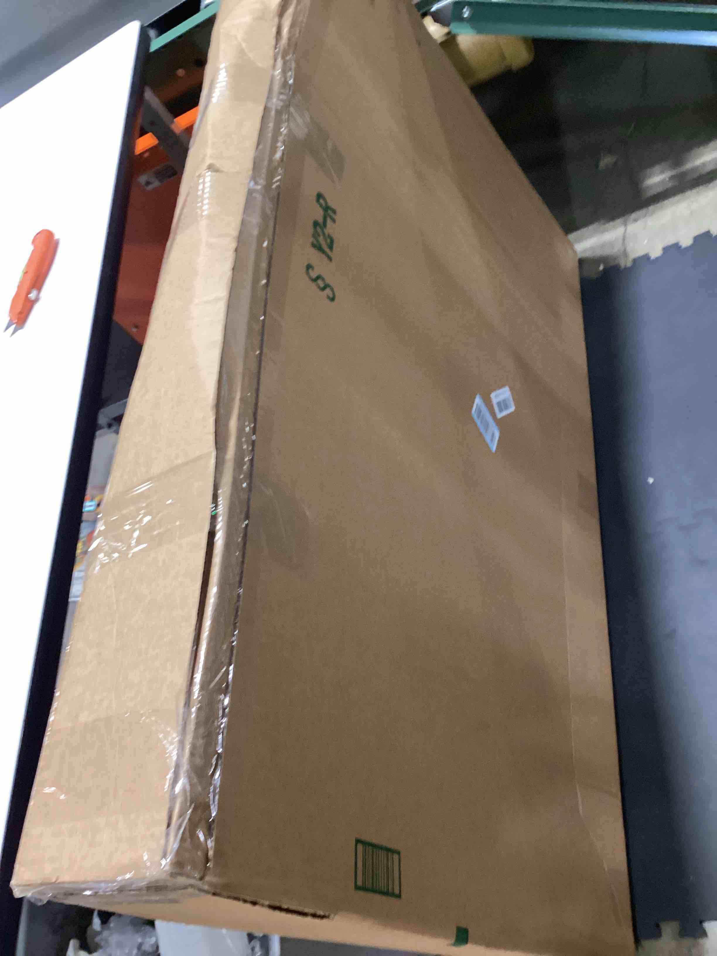 https://s3.amazonaws.com/lotting-images-prod/bidfta/PPE3208613_1760035400276.jpeg