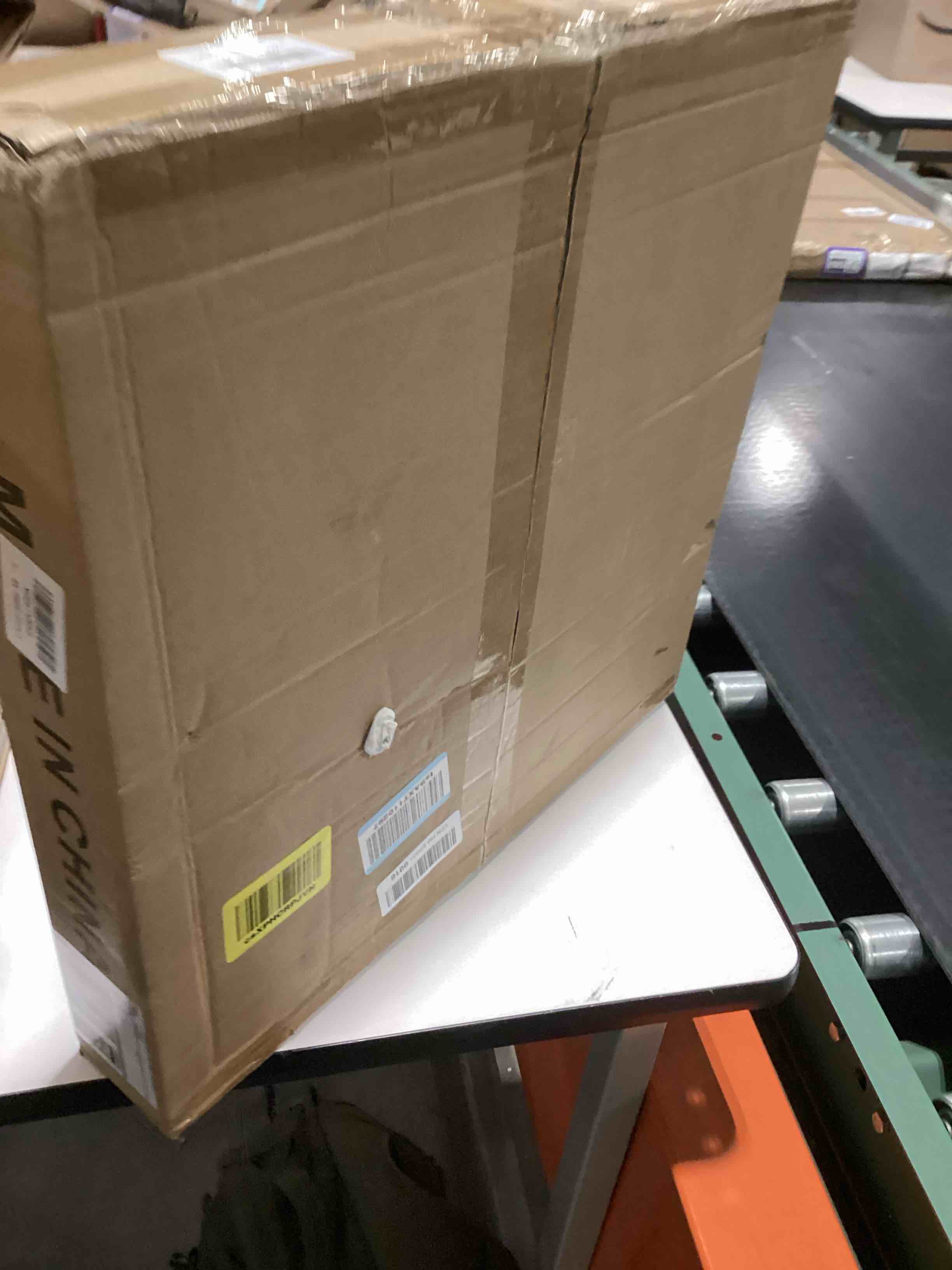 https://s3.amazonaws.com/lotting-images-prod/bidfta/PPE3208644_1760038120514.jpeg
