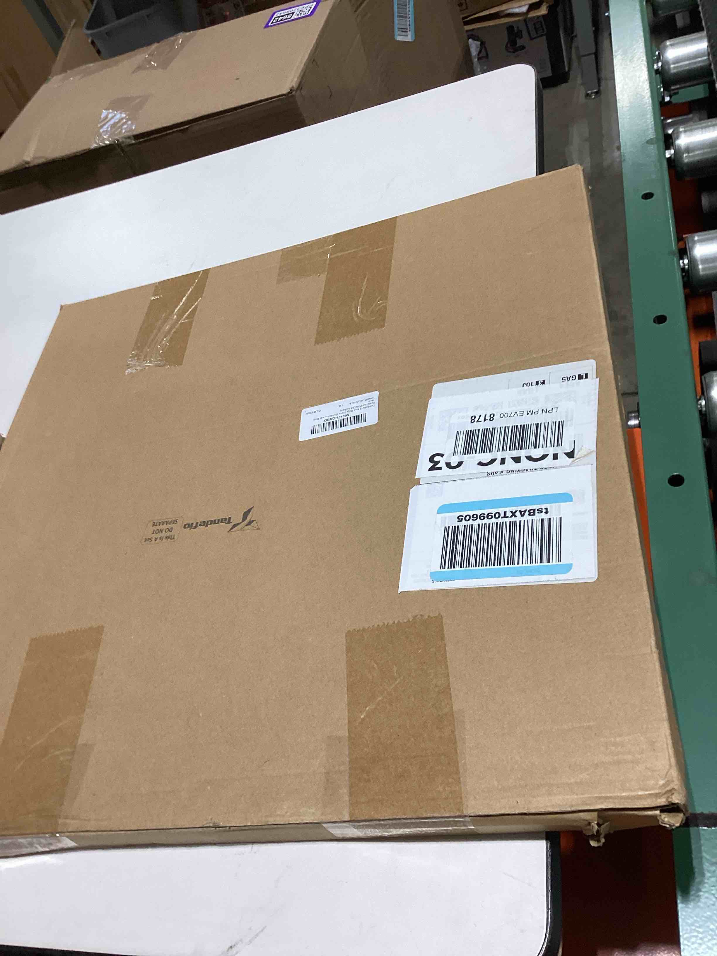 https://s3.amazonaws.com/lotting-images-prod/bidfta/PPE3208658_1760100273100.jpeg