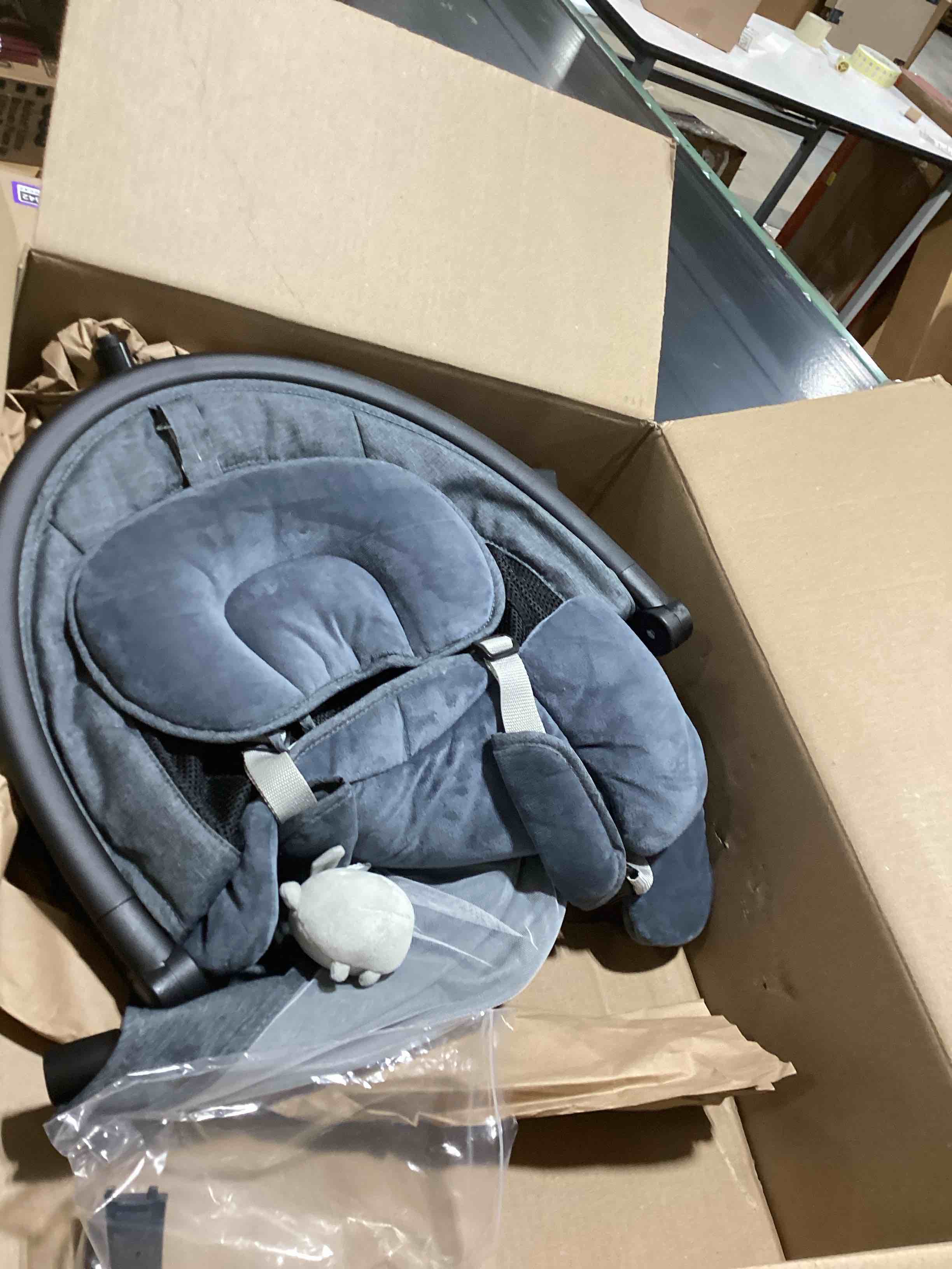 https://s3.amazonaws.com/lotting-images-prod/bidfta/PPE3208742_1760113888007.jpeg