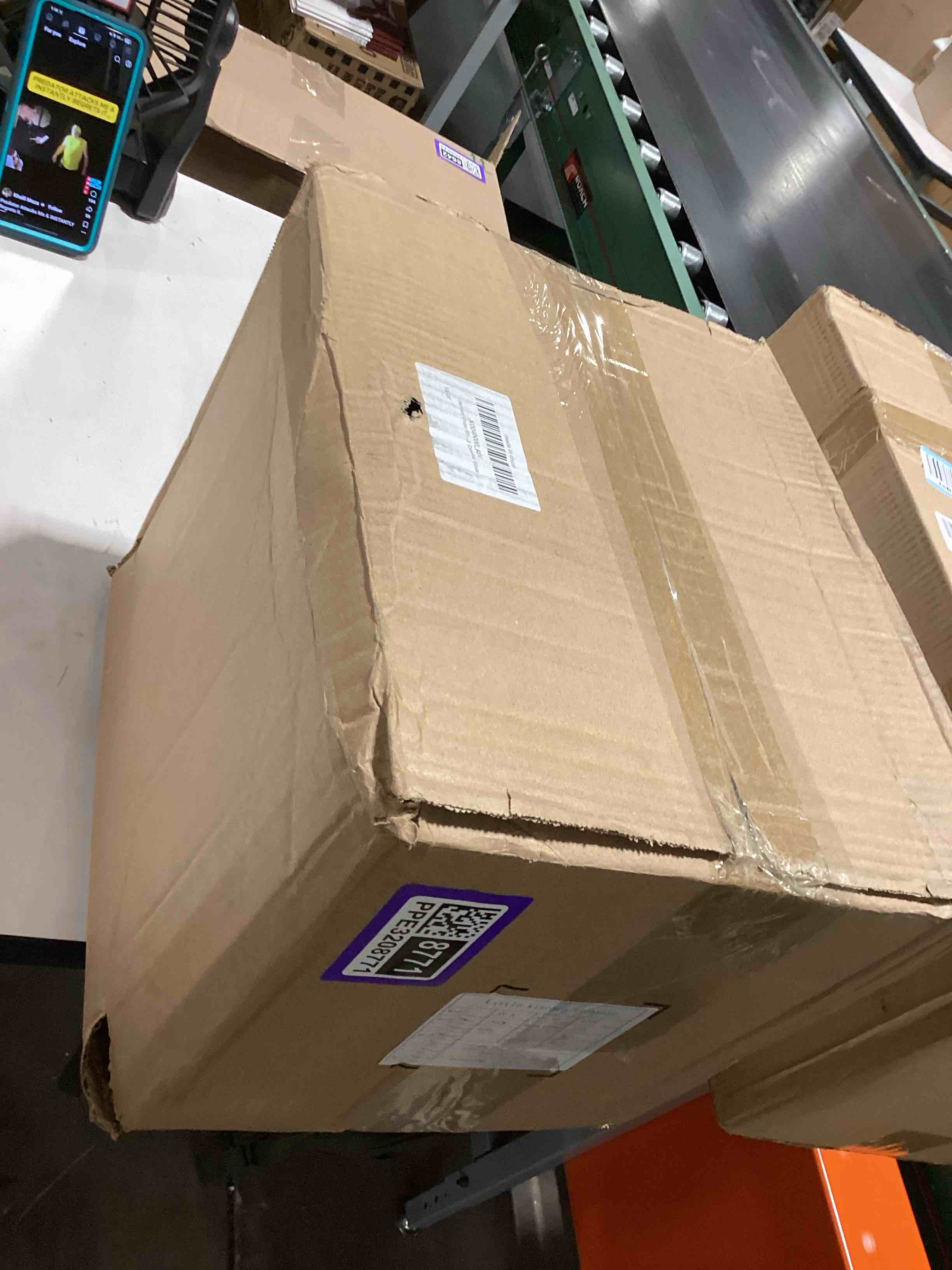 https://s3.amazonaws.com/lotting-images-prod/bidfta/PPE3208771_1760116685614.jpeg