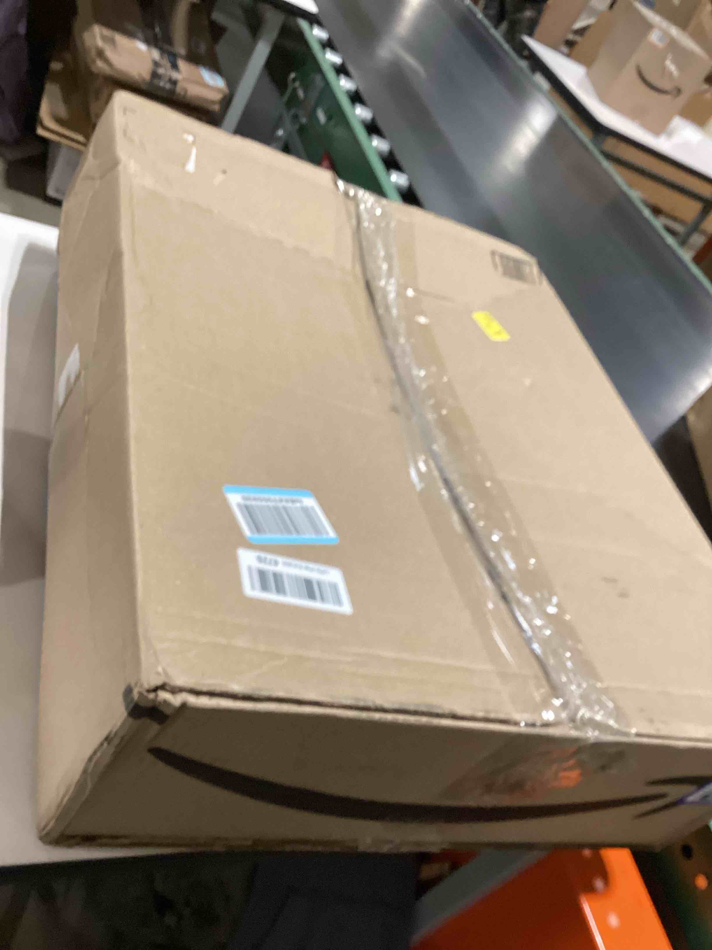 https://s3.amazonaws.com/lotting-images-prod/bidfta/PPE3208837_1760124369078.jpeg