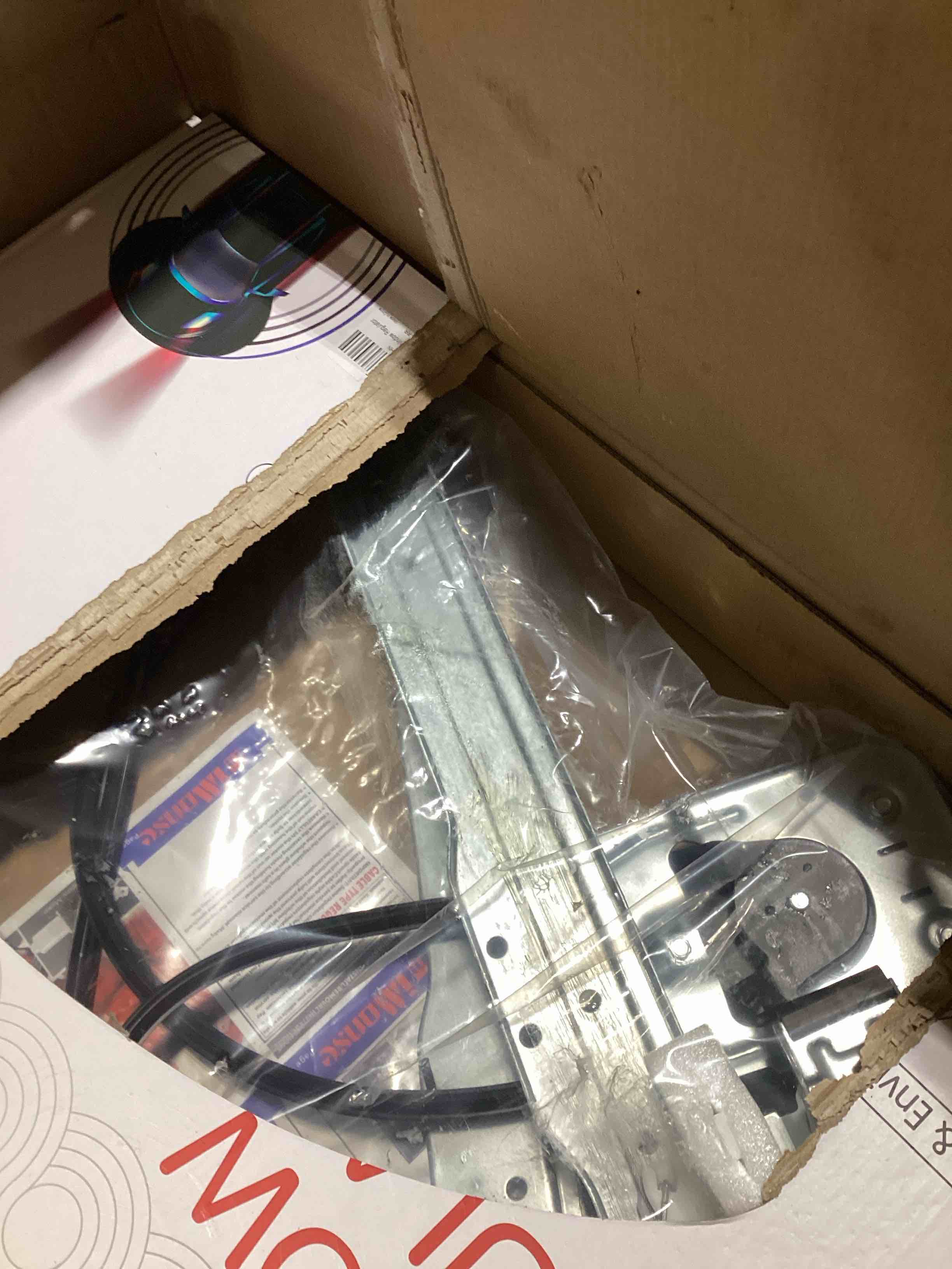 https://s3.amazonaws.com/lotting-images-prod/bidfta/PPE3208873_1760355763889.jpeg