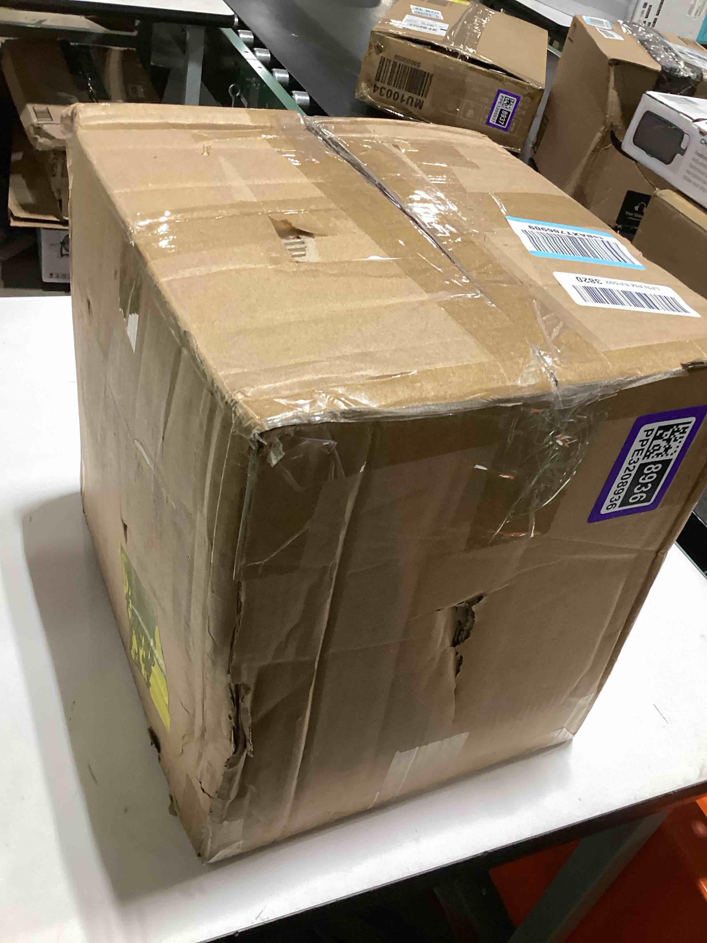 https://s3.amazonaws.com/lotting-images-prod/bidfta/PPE3208936_1760362245942.jpeg