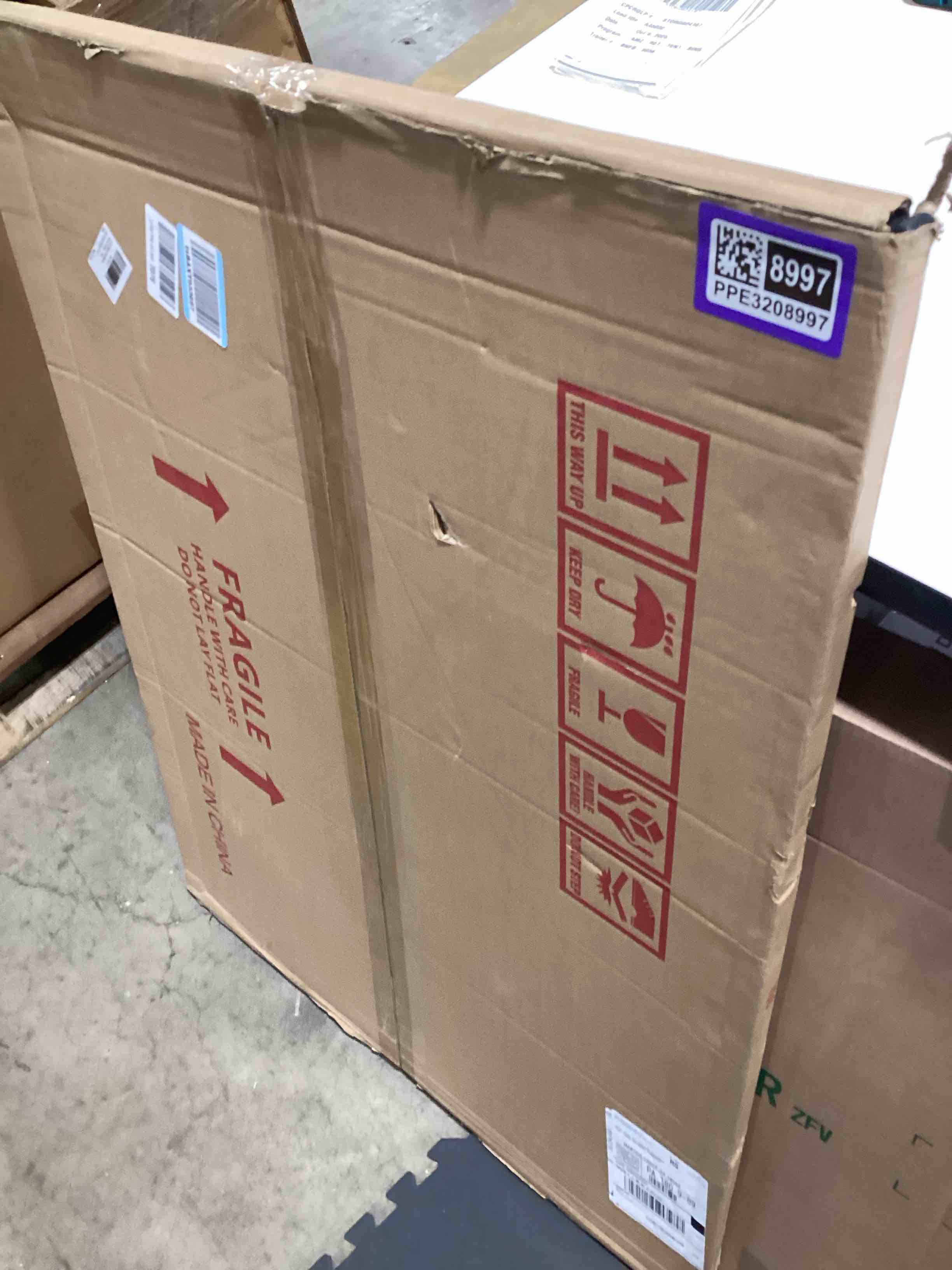 https://s3.amazonaws.com/lotting-images-prod/bidfta/PPE3208997_1760368329932.jpeg