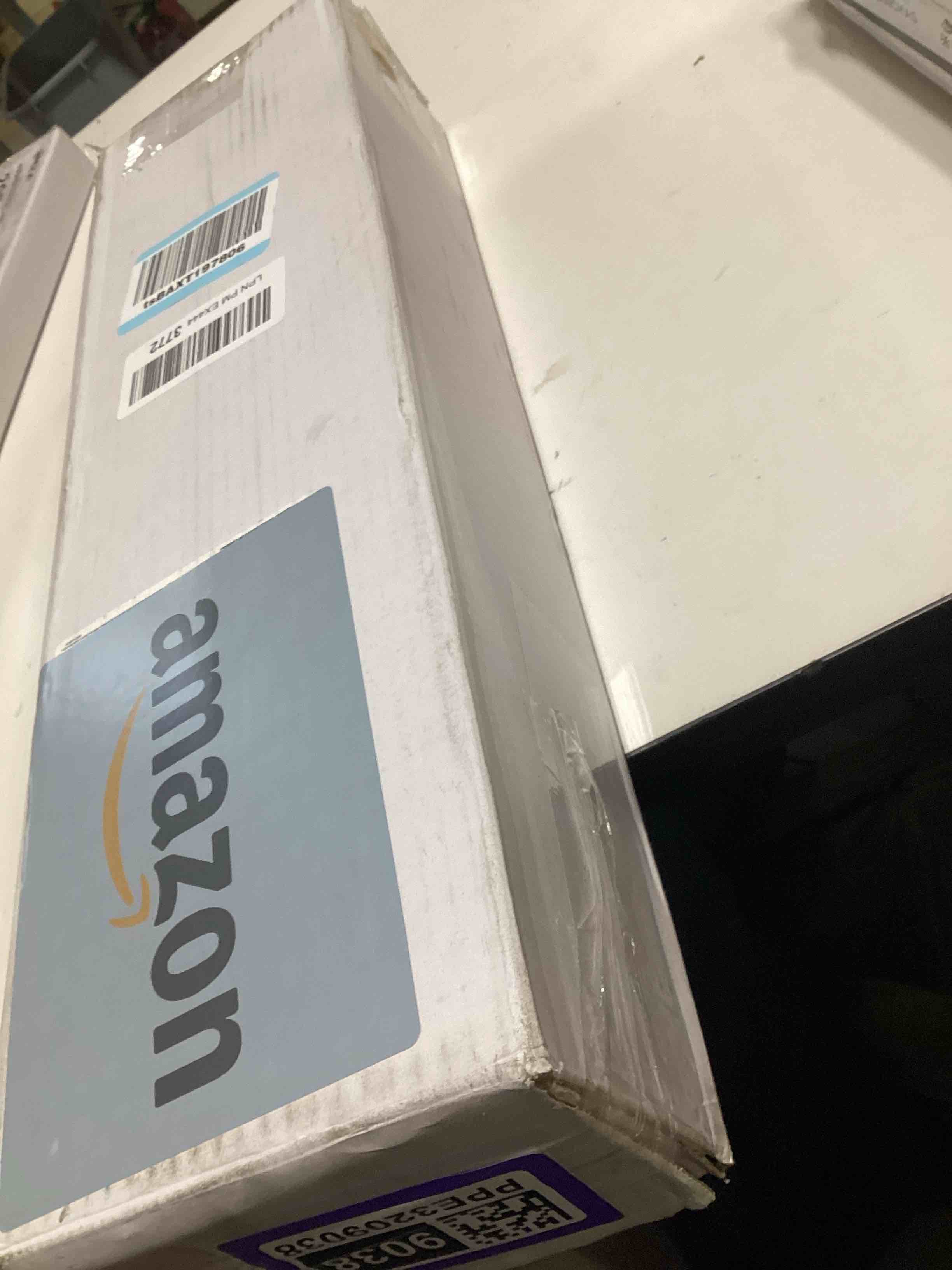https://s3.amazonaws.com/lotting-images-prod/bidfta/PPE3209038_1760373085554.jpeg