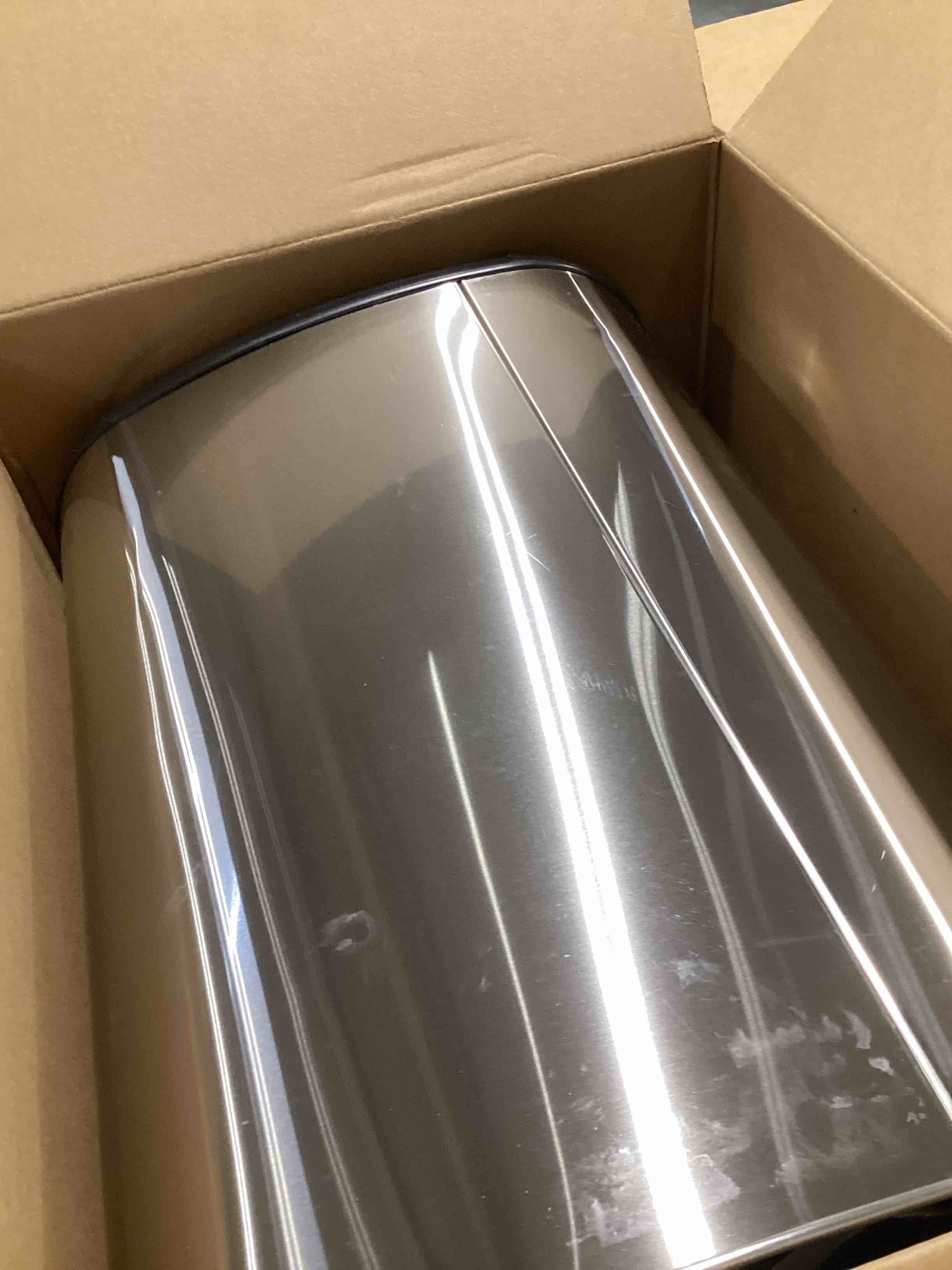 https://s3.amazonaws.com/lotting-images-prod/bidfta/PPE3209093_1760380416203.jpeg