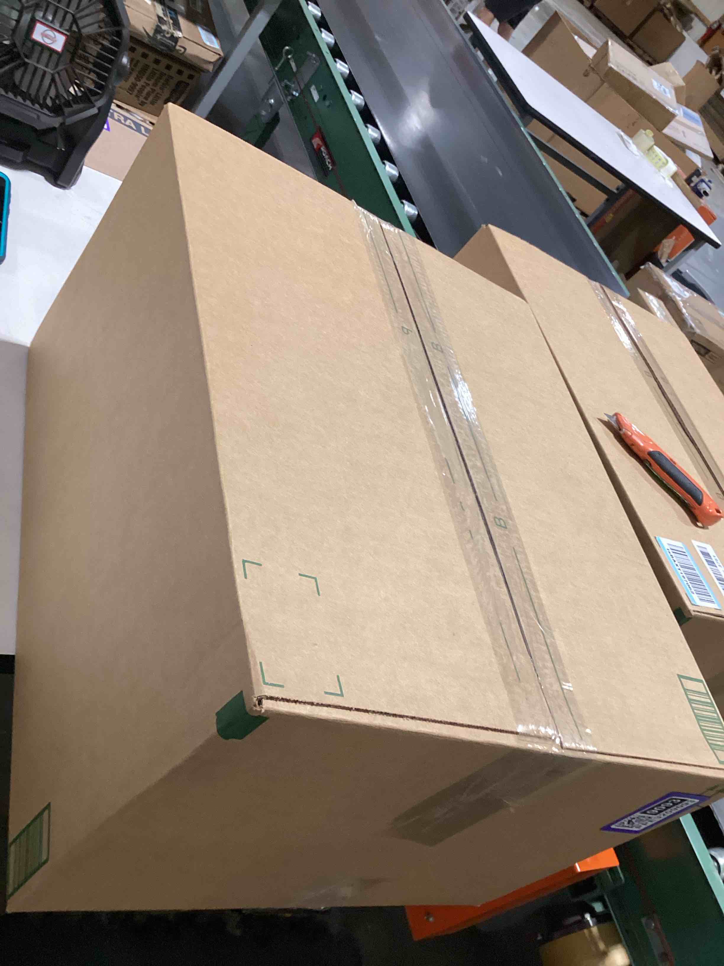 https://s3.amazonaws.com/lotting-images-prod/bidfta/PPE3209093_1760380428972.jpeg