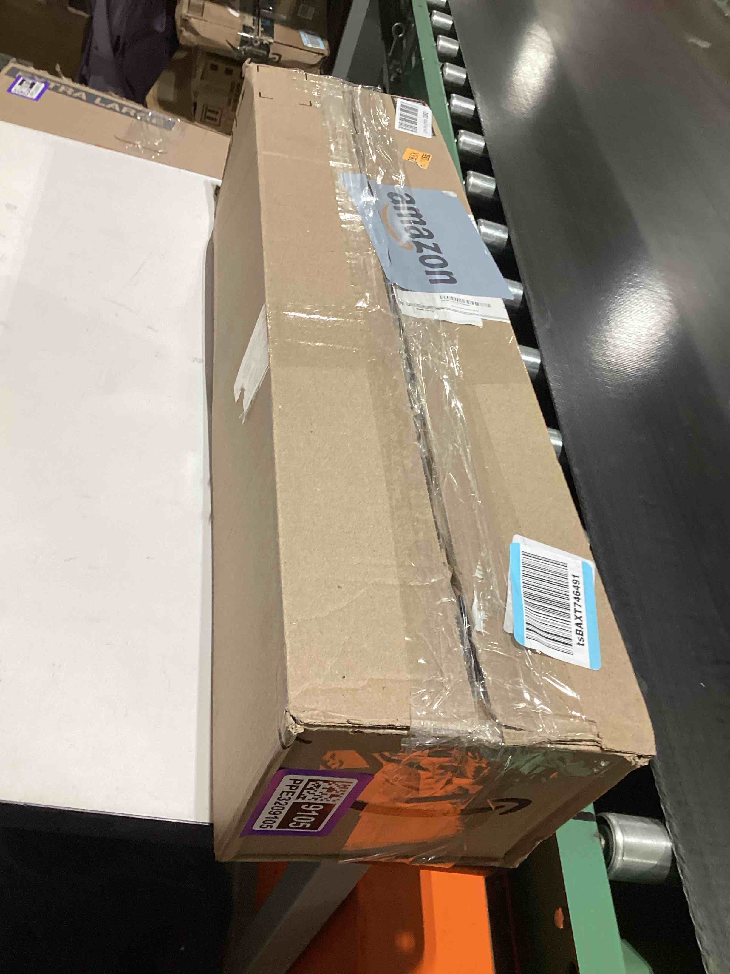https://s3.amazonaws.com/lotting-images-prod/bidfta/PPE3209105_1760381941482.jpeg