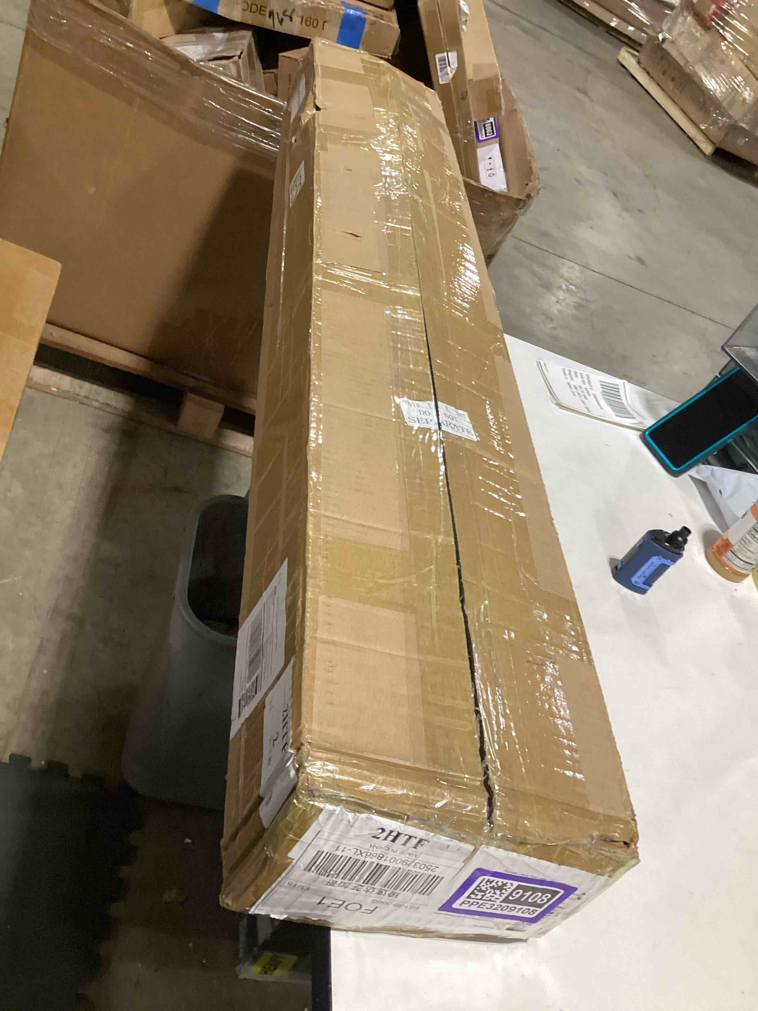 https://s3.amazonaws.com/lotting-images-prod/bidfta/PPE3209108_1760382192712.jpeg